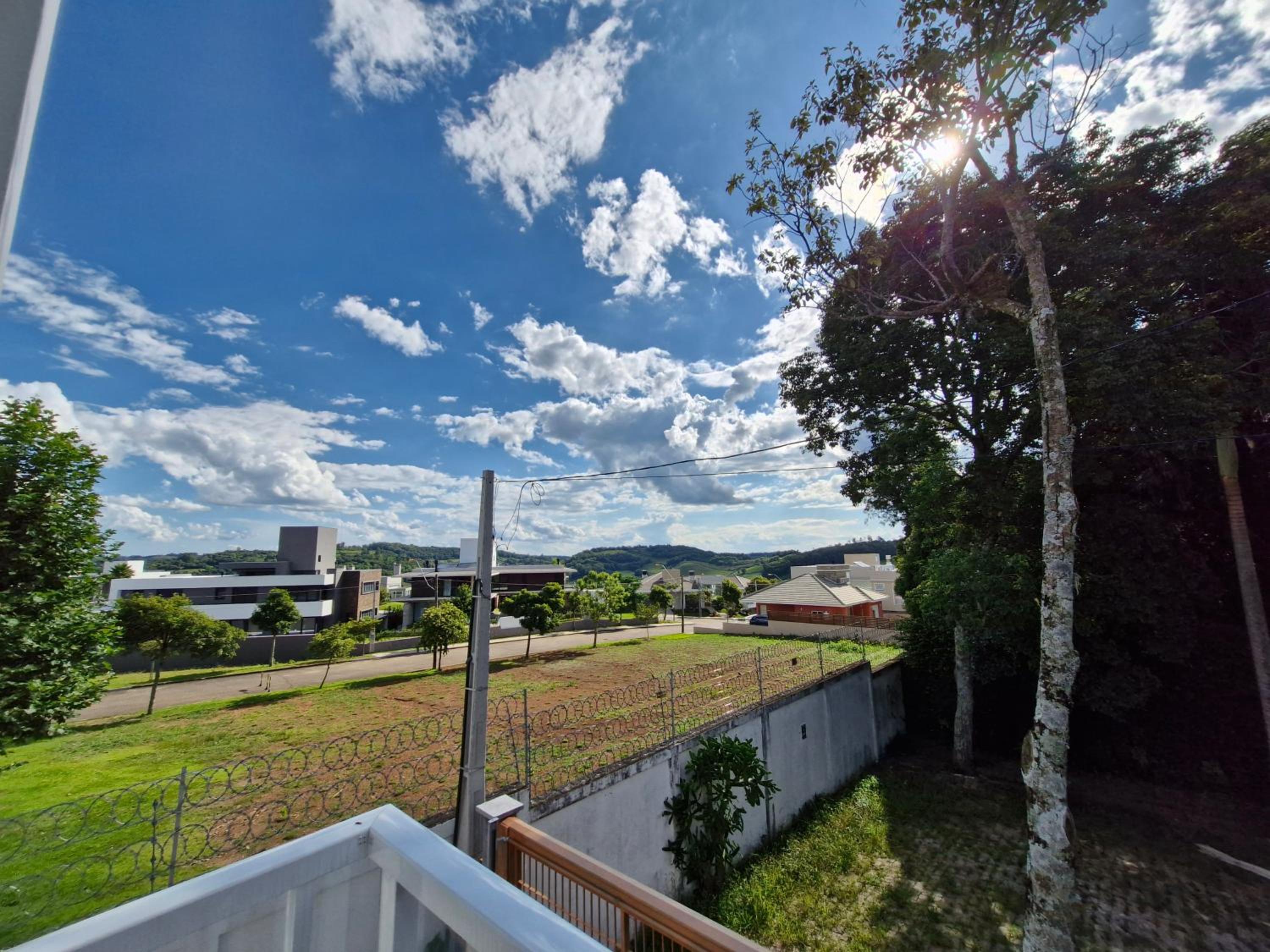 Residência Vista Vale Vinhedos!