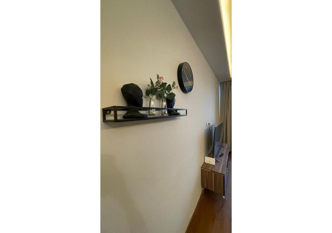 Furnished Apartment in Mall Of Arabia Towers , AEON Compound view 4