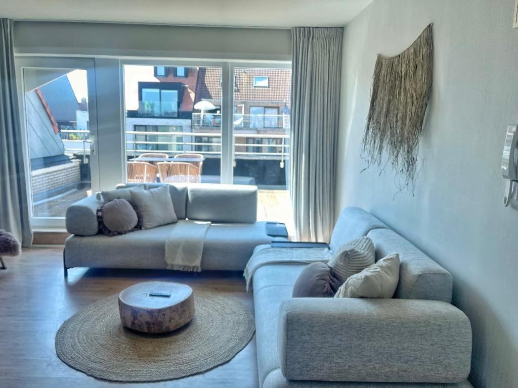 Hoy Suite - Penthouse in the Heart of Knokke-Heist