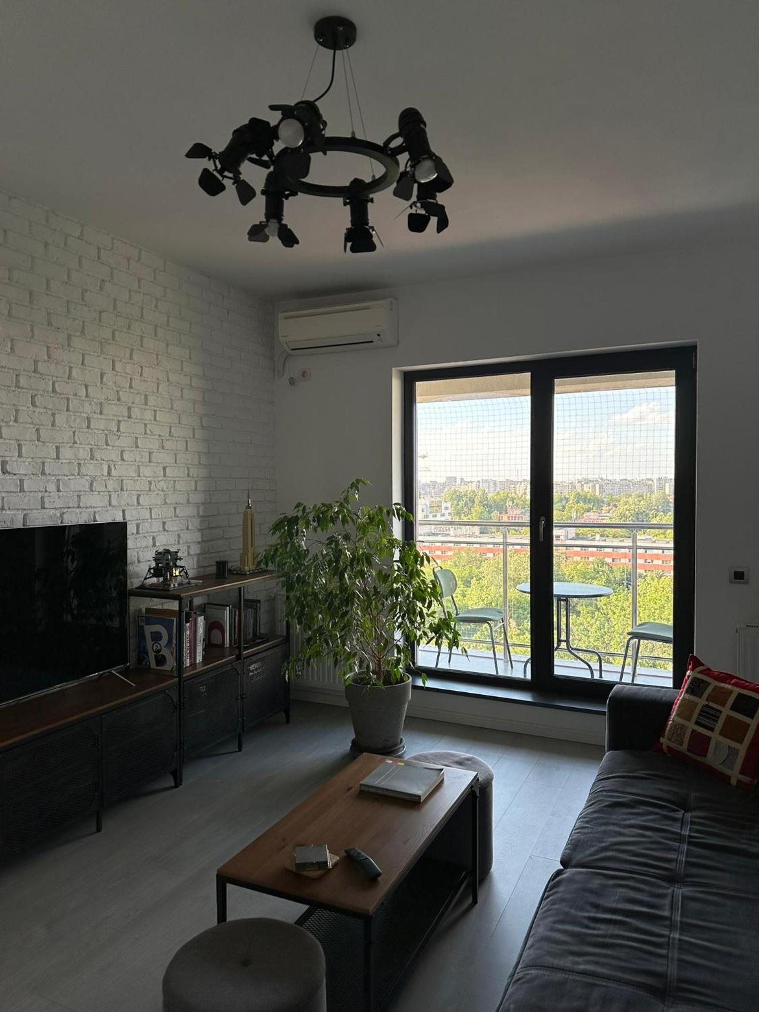 Urban Heights - Bucharest Skyline Apartment view 3