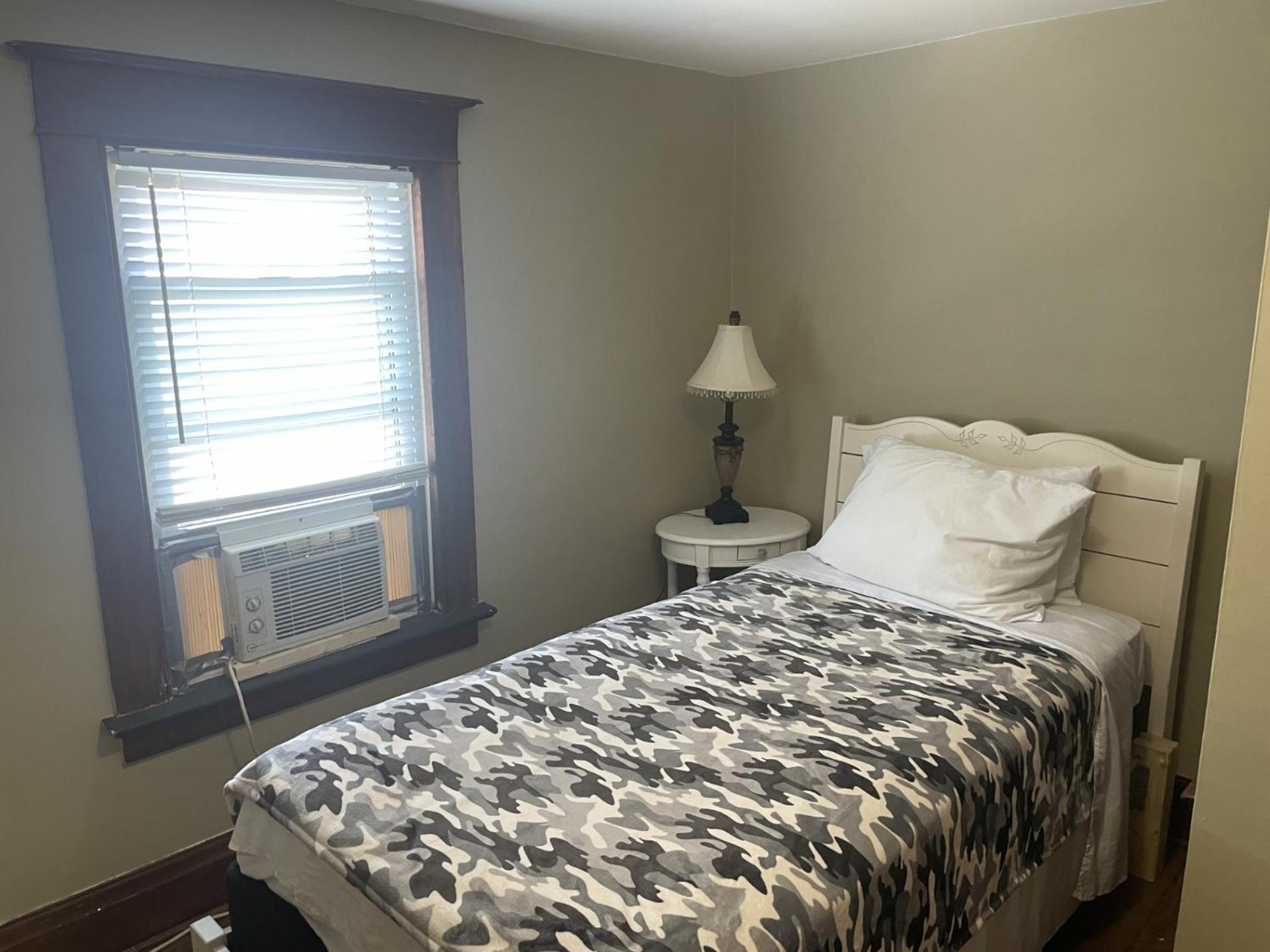 Exceptionally Close to the Falls Amazing Location & Complimentary Breakfast Delivered Daily to the Rental