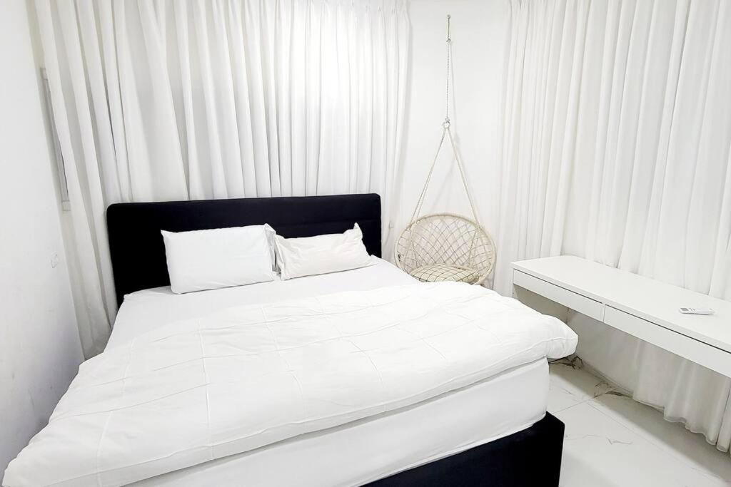 Modern Apartment in Ramat Gan Next to Sheba view 2