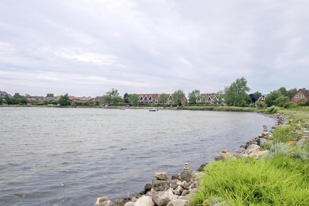 Panorama: Meerblick-Maisonette in Lemkenhafen