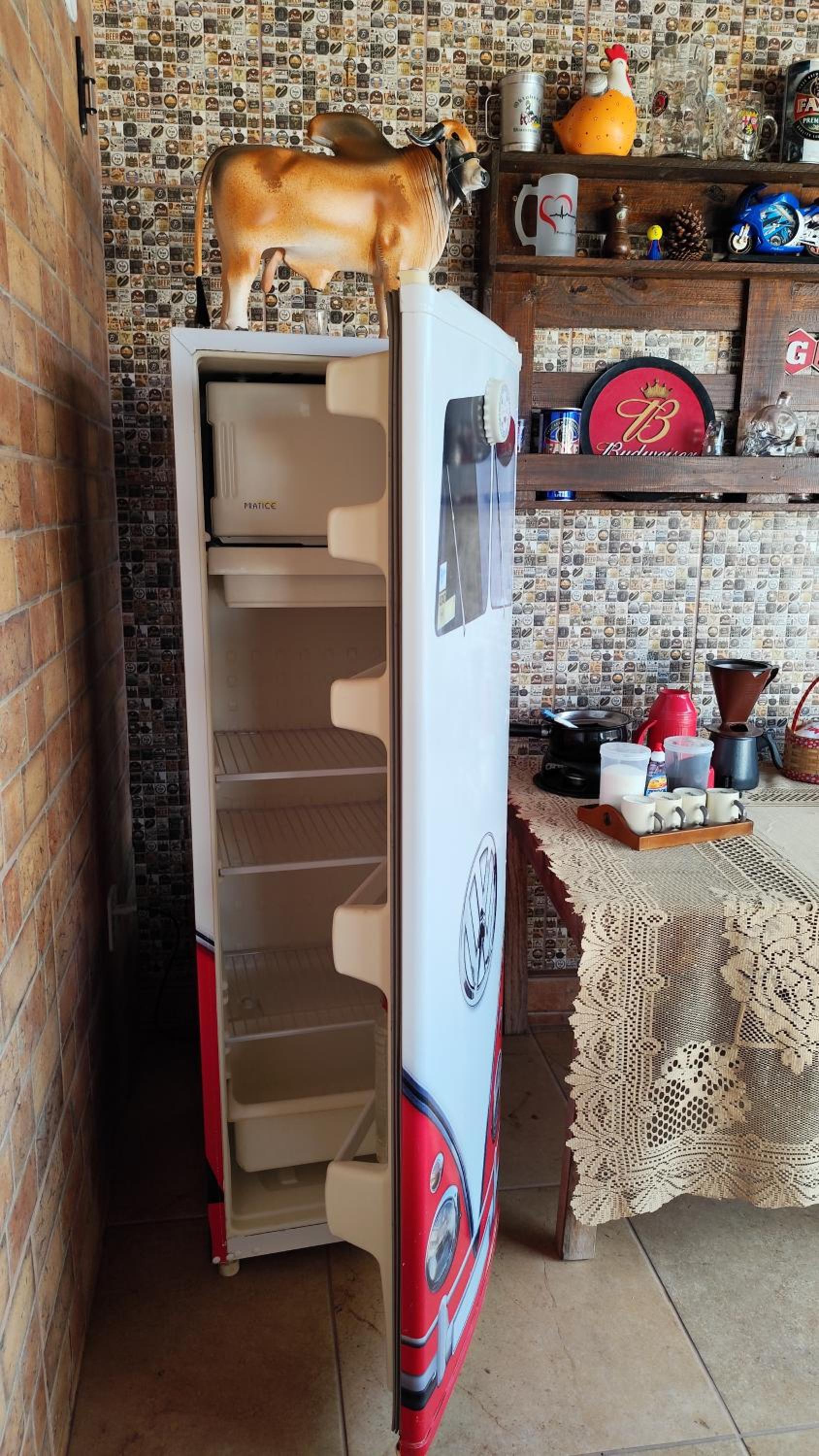 Casa Espaço Sara Piscina Aquecimento Solar total privacidade, área gourmet completa com churrasqueira fogão a lenha, a 5min do centro e do parque das águas