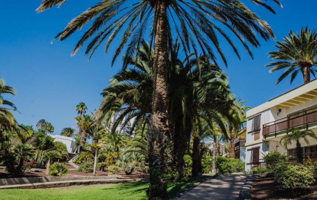 Rocas Rojas Beach Front