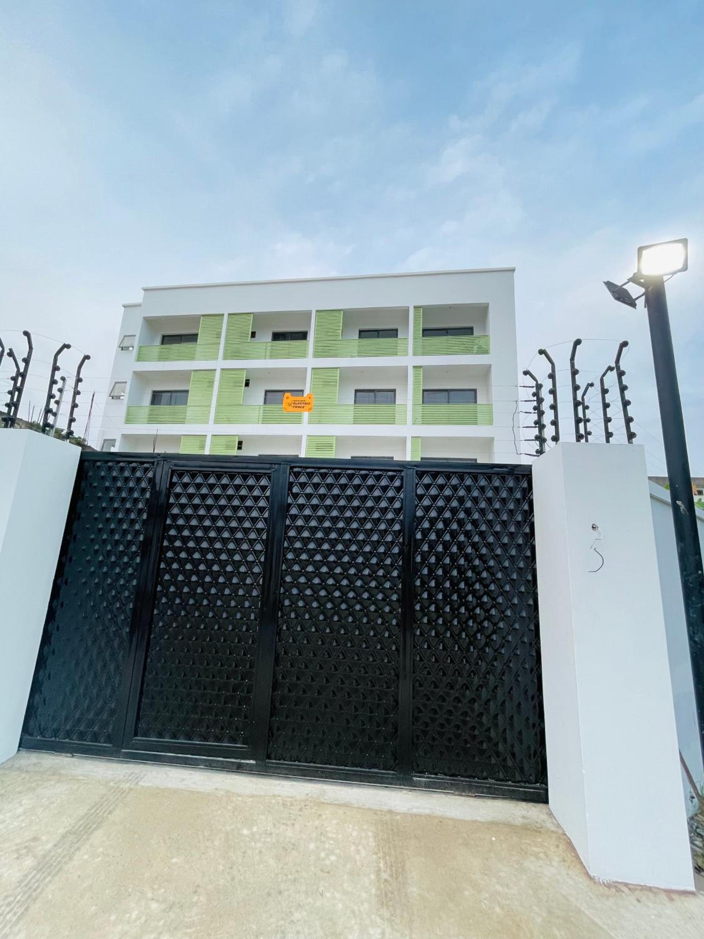 Yaven Heights Hotel