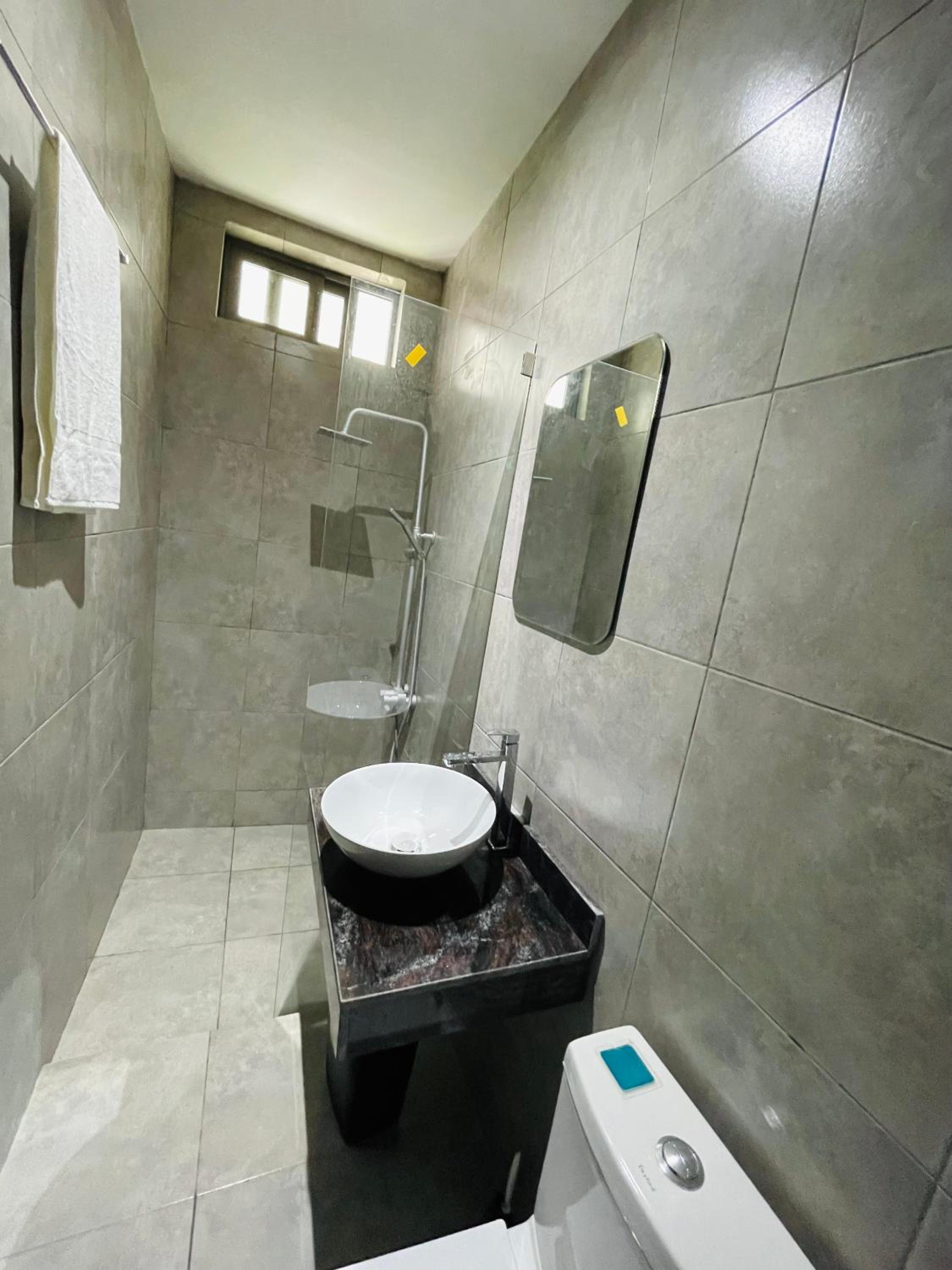 Yaven Heights Hotel