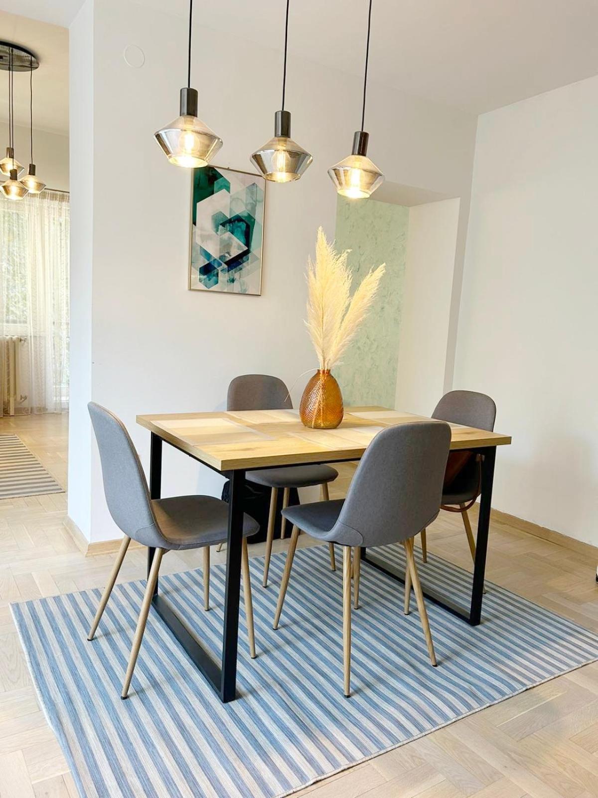 The Circle Apartment