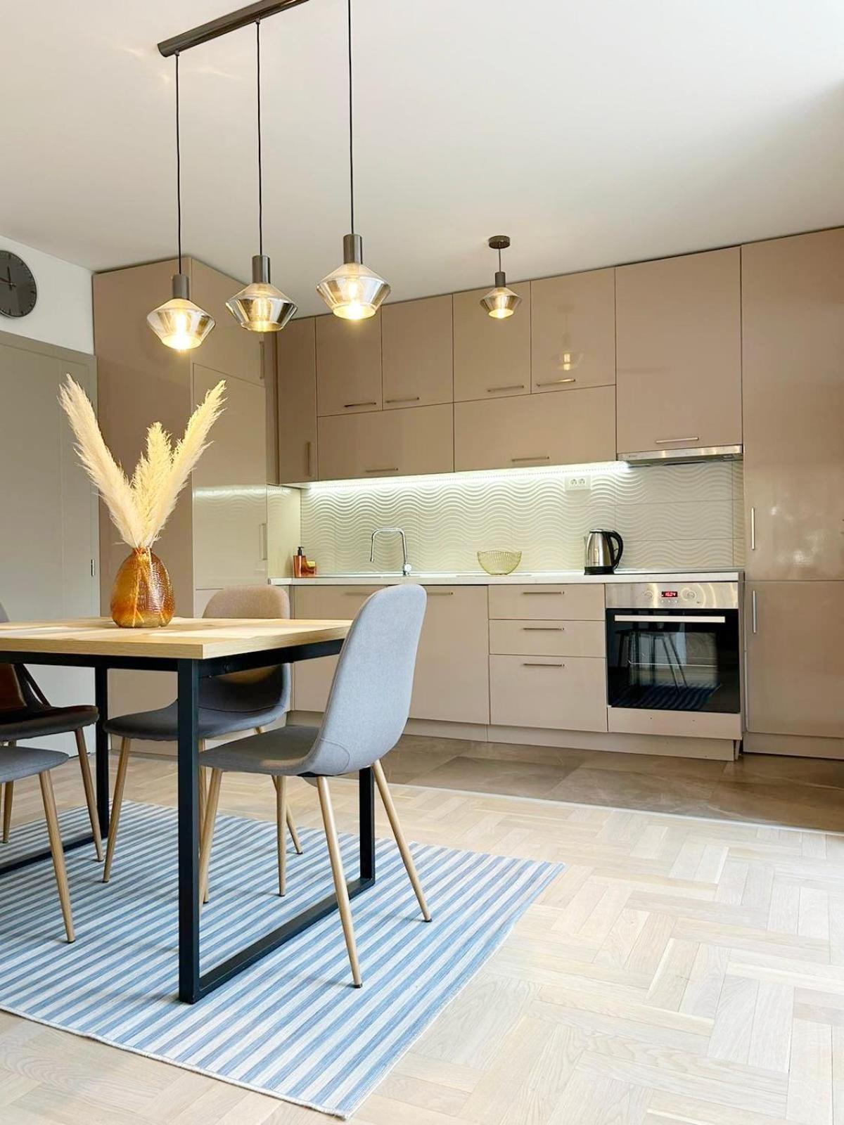 The Circle Apartment