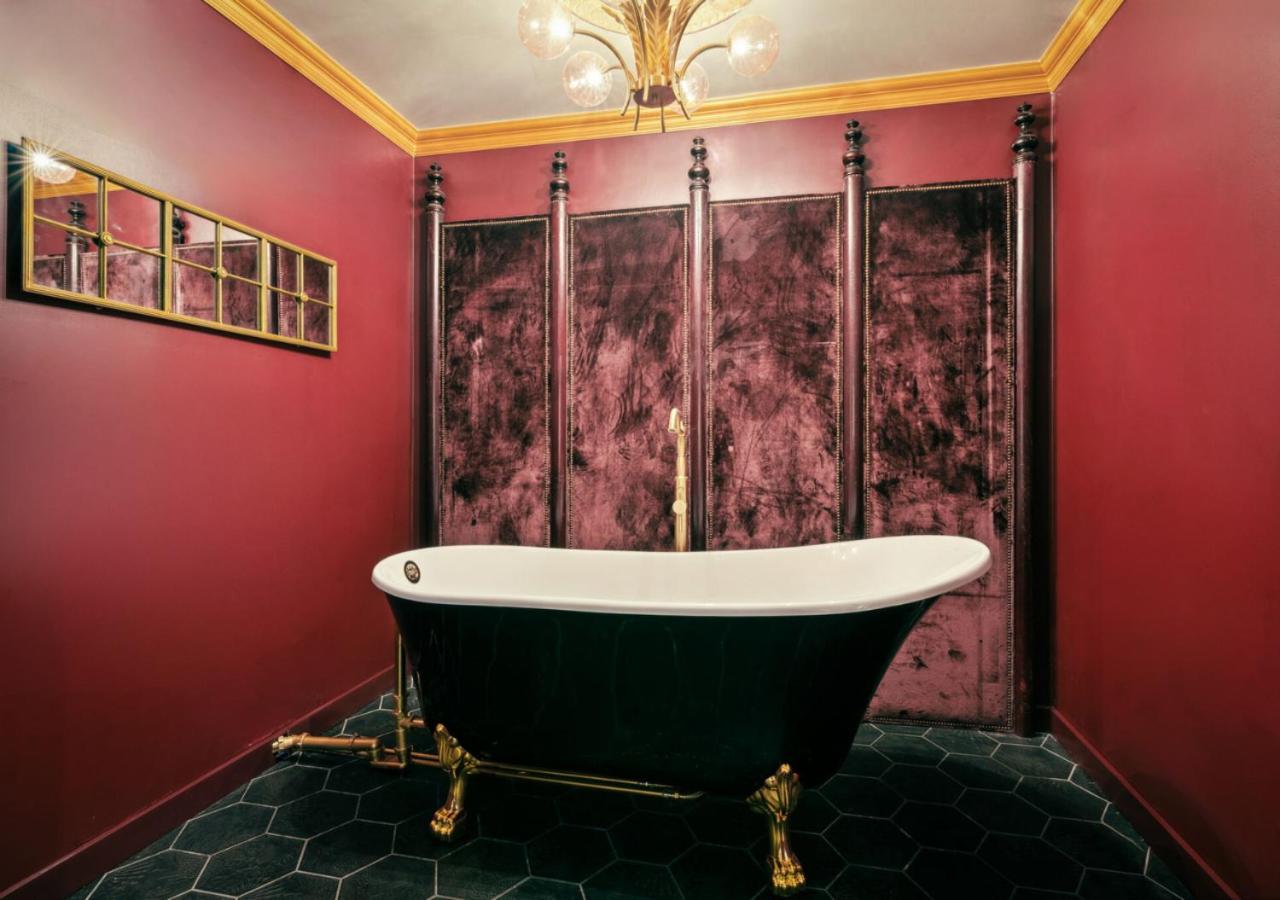 The Fainting Couch Boutique Hotel view 3