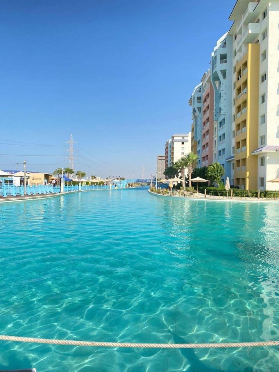 Crystal lagoon Rosa chalet