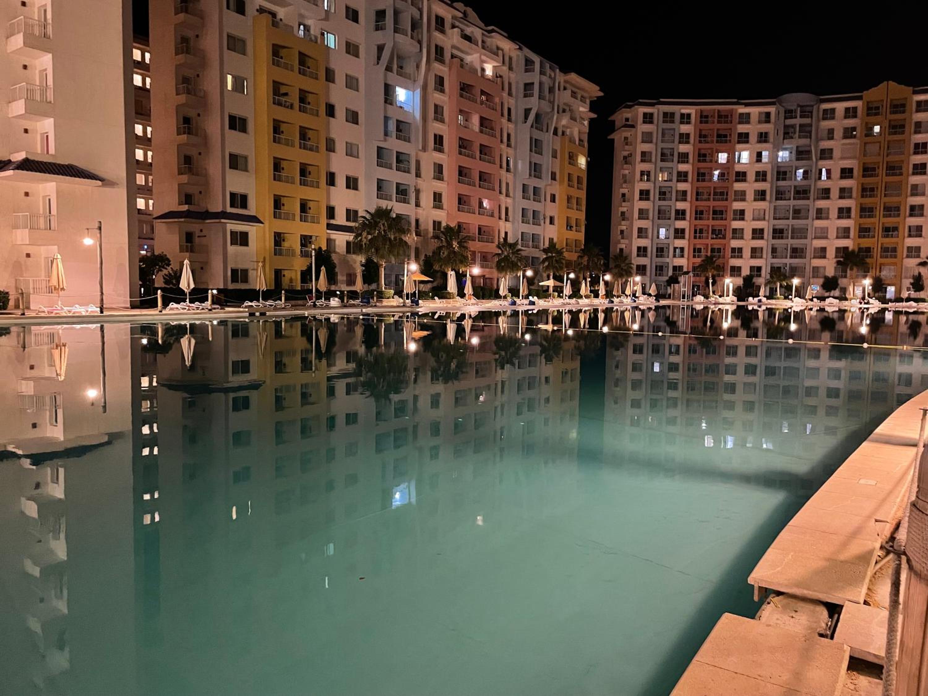 Crystal lagoon Rosa chalet