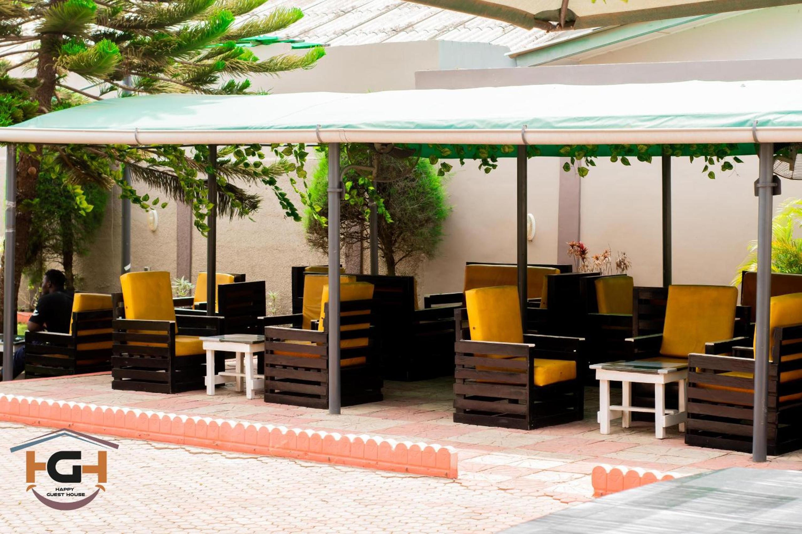 HAPPY GUEST HOUSE - HGH
