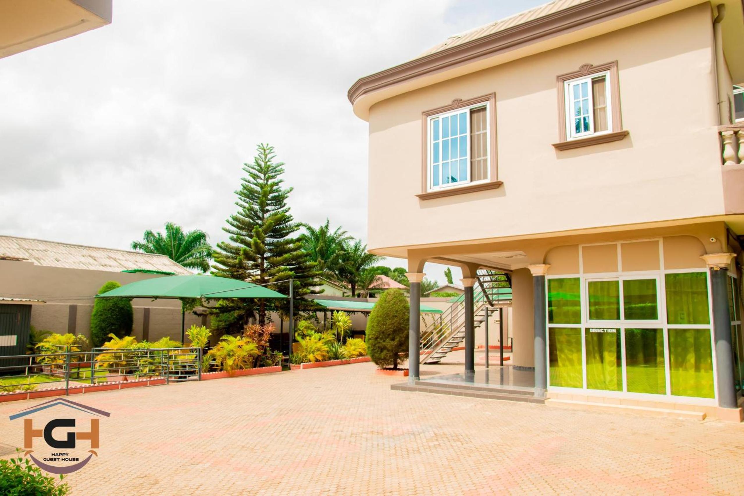 HAPPY GUEST HOUSE - HGH