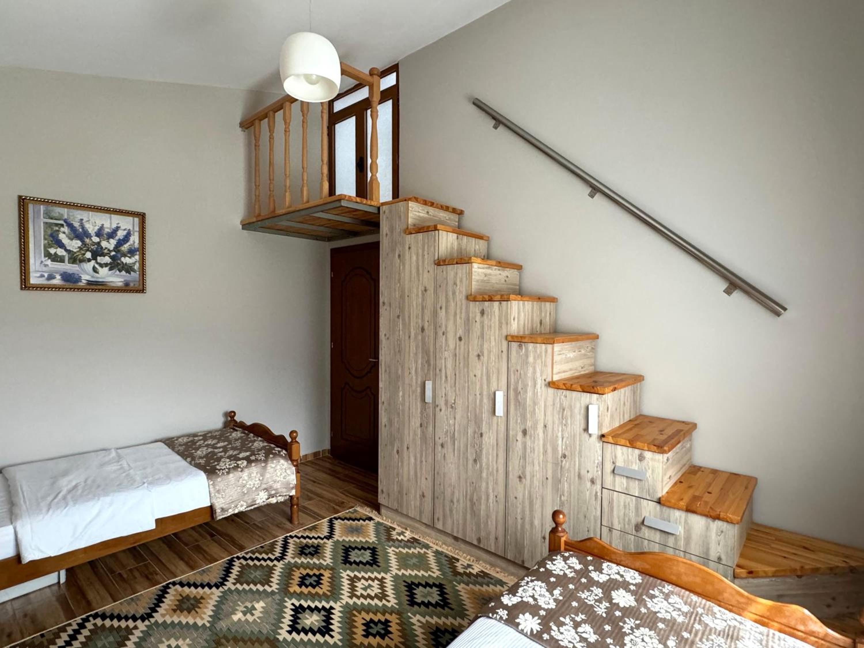 Vjosa Balcony