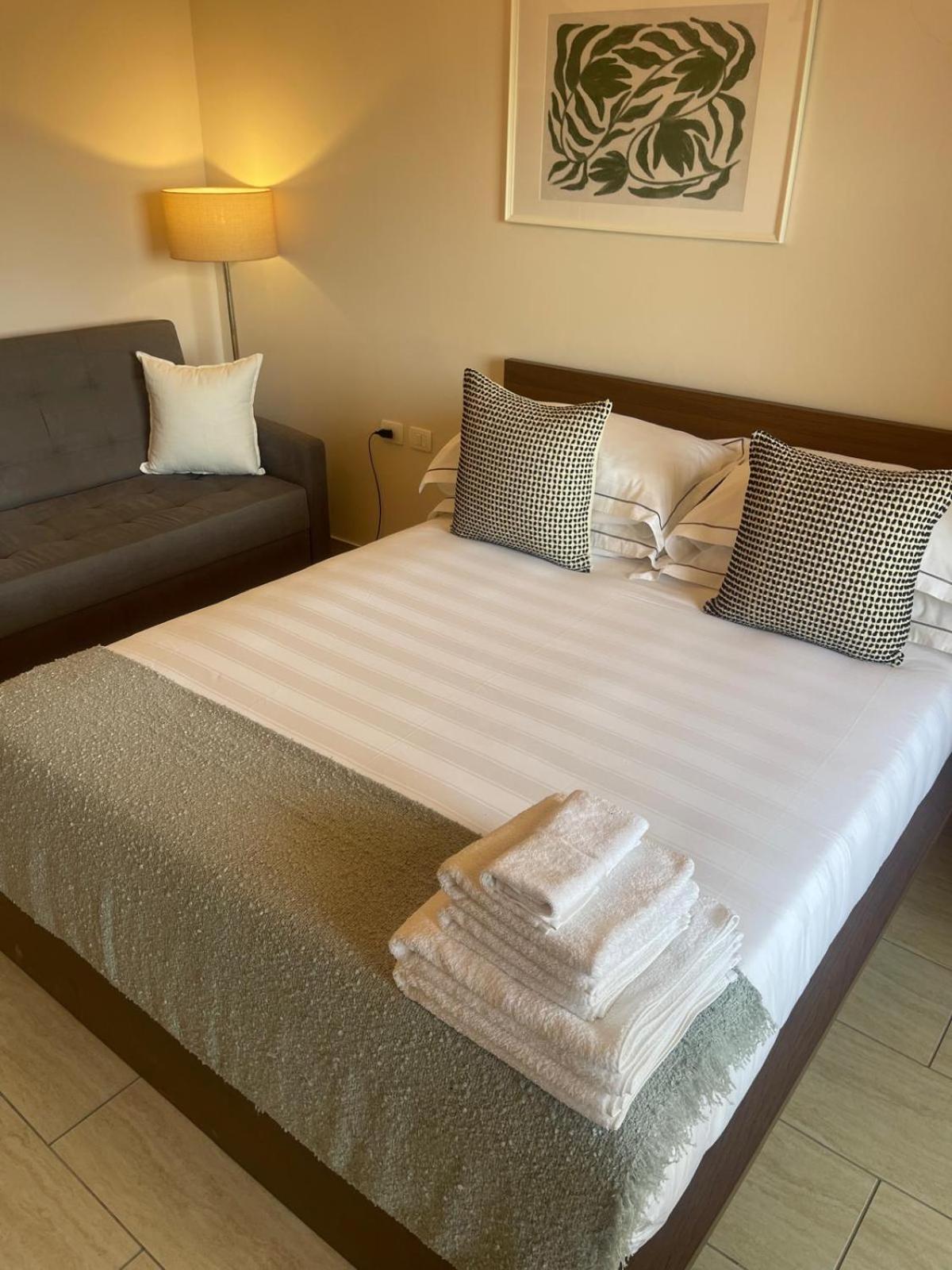 Romantic Apartments Couples Only