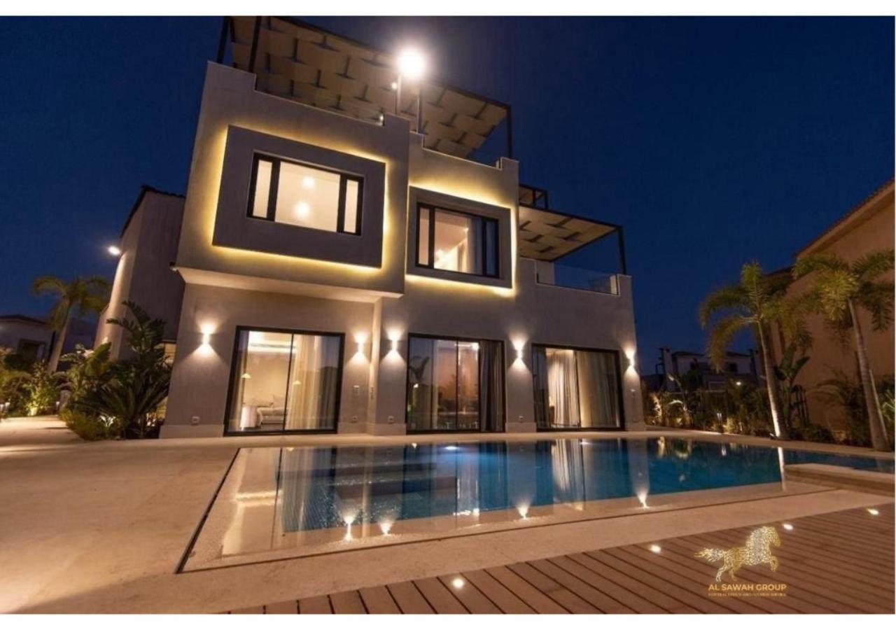 A wonderful stand alone villa with a fully furnished ultra modern swimming pool in Palm Hills in Sheikh Zayed