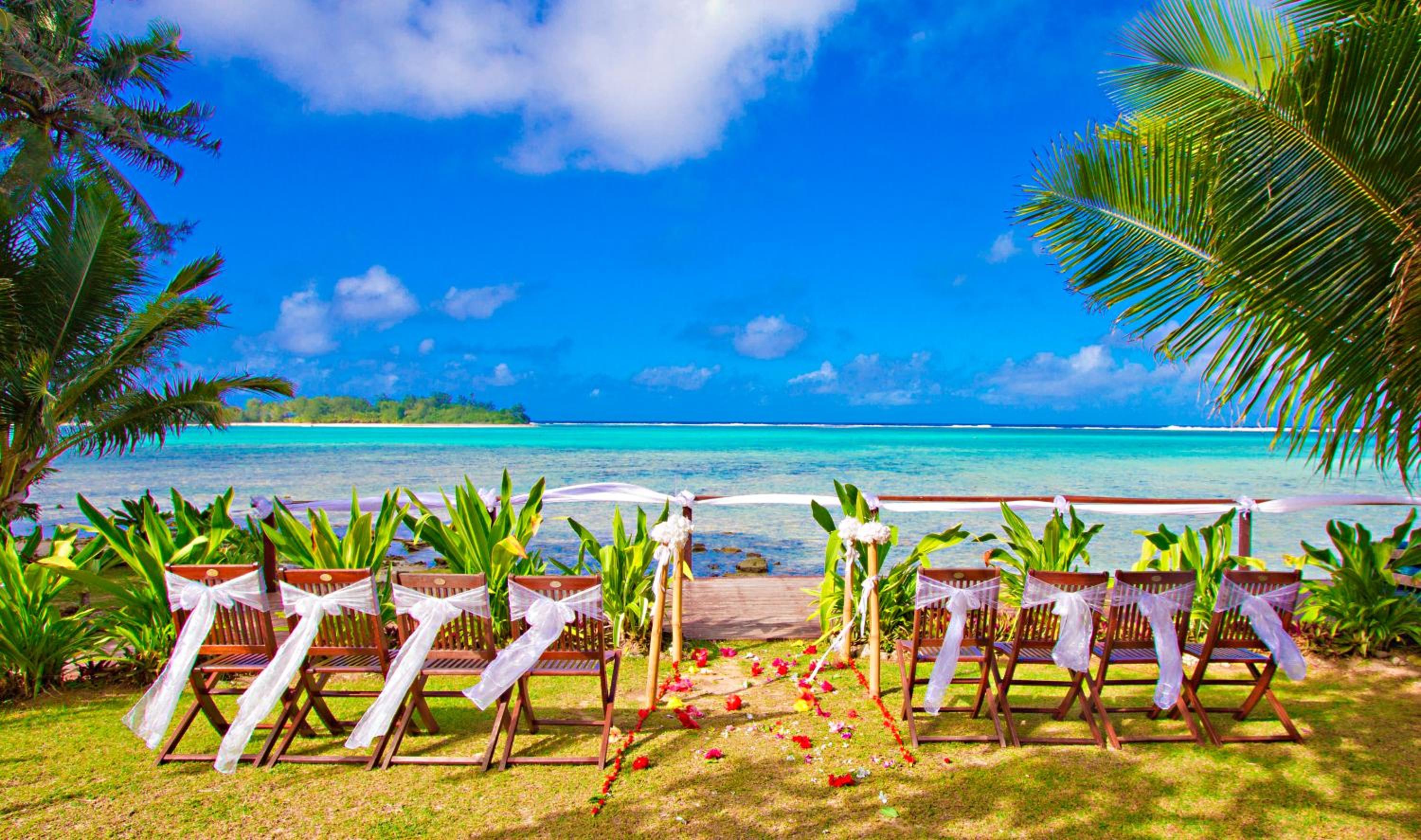 Muri Beach Resort