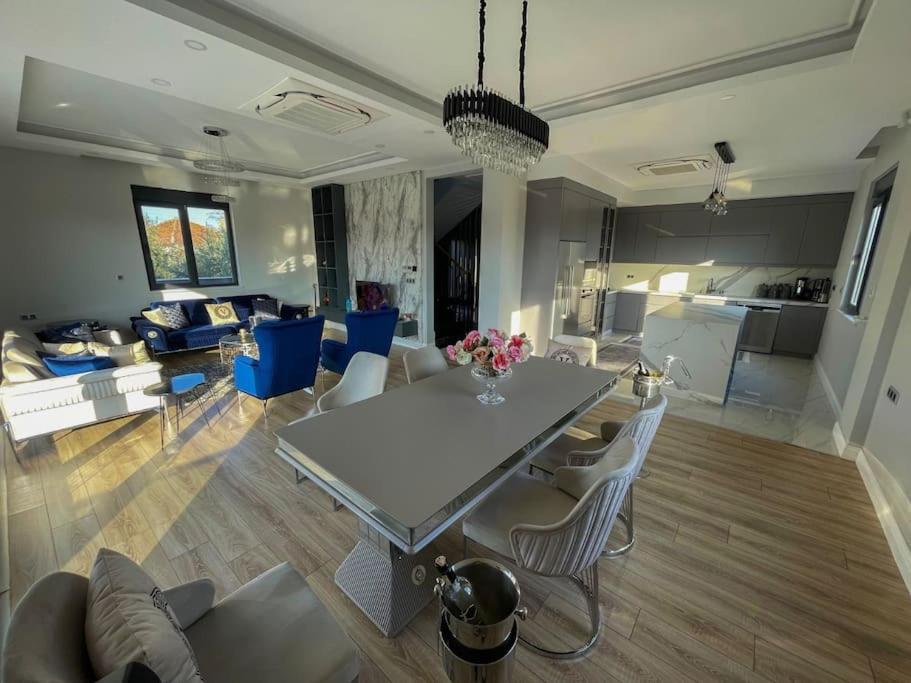 Melisa Luxury Villa