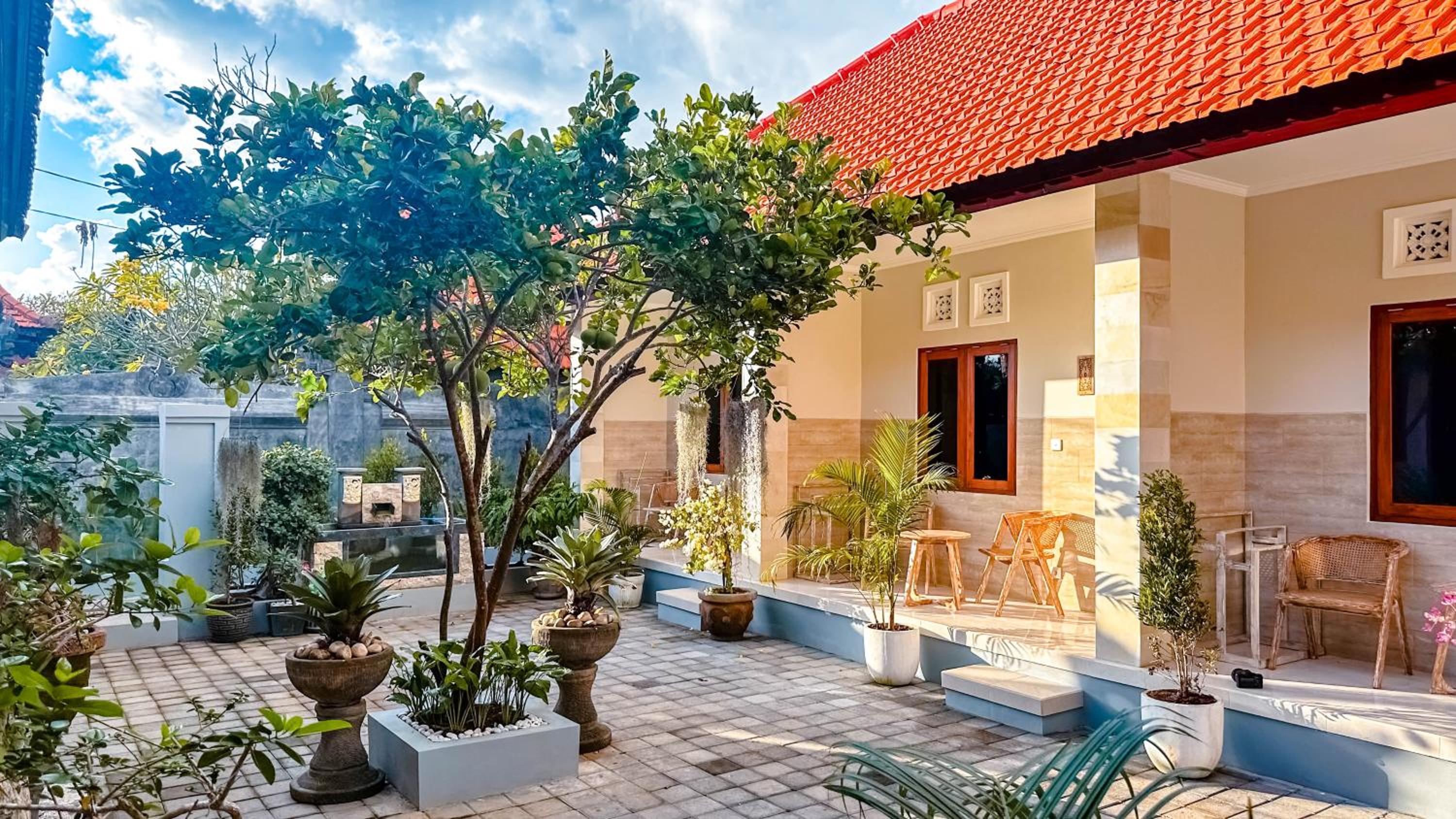 Adhi Homestay