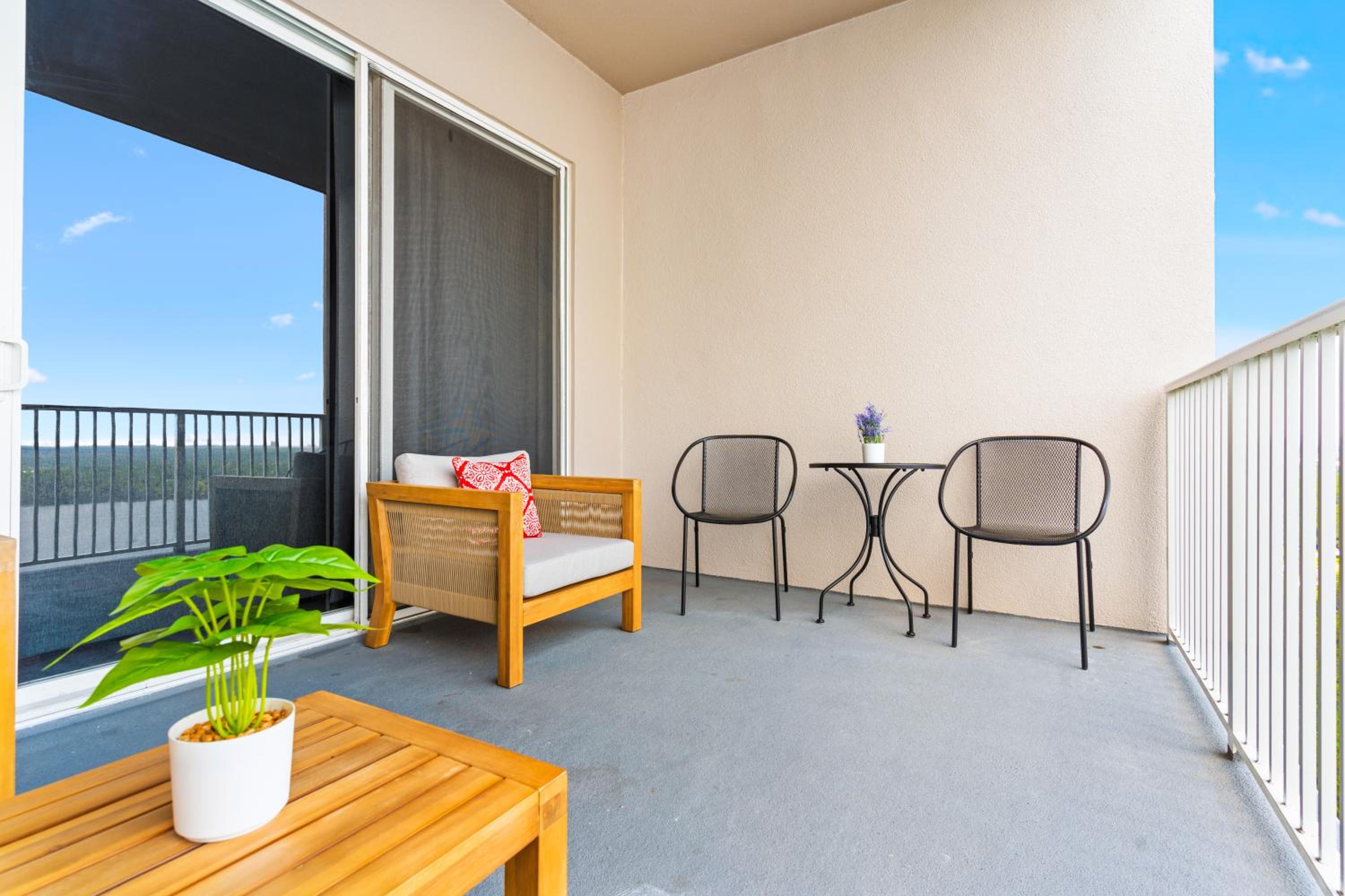5-Min to Disney Lakeside Retreat