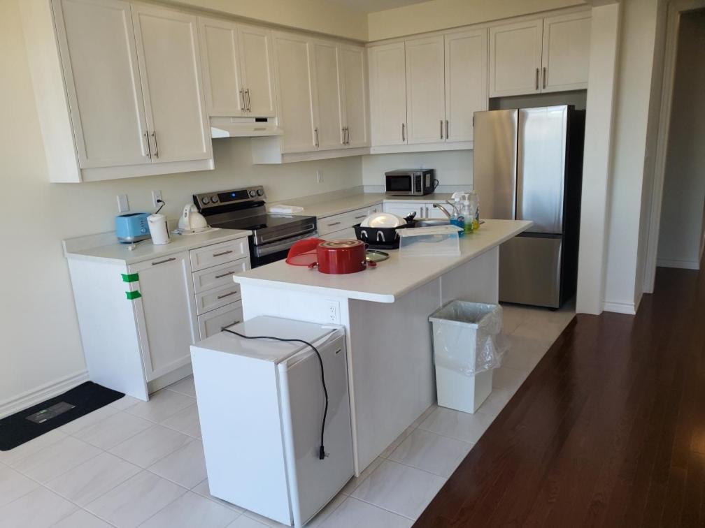 Single Room in North Oshawa