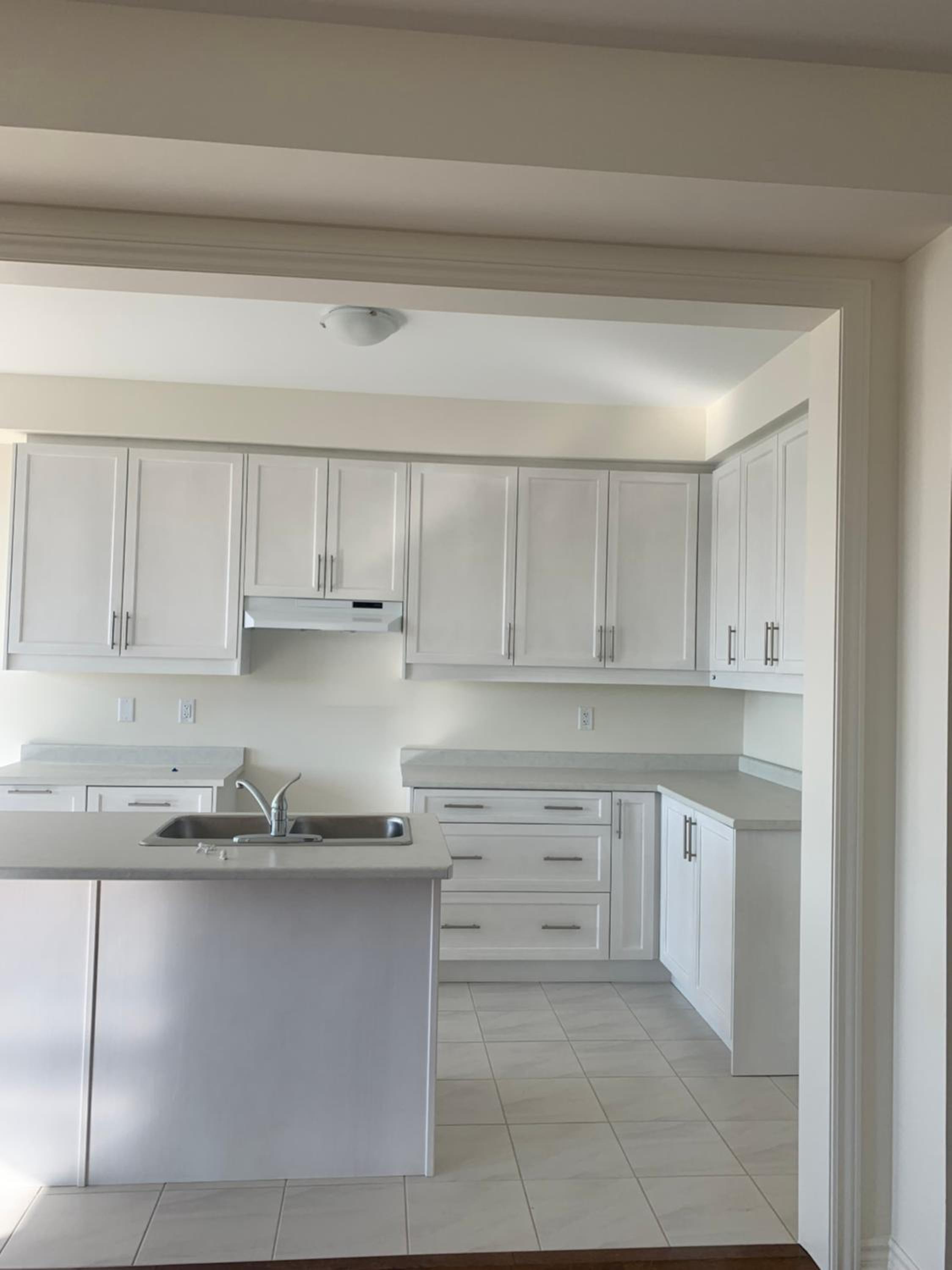 Single Room in North Oshawa