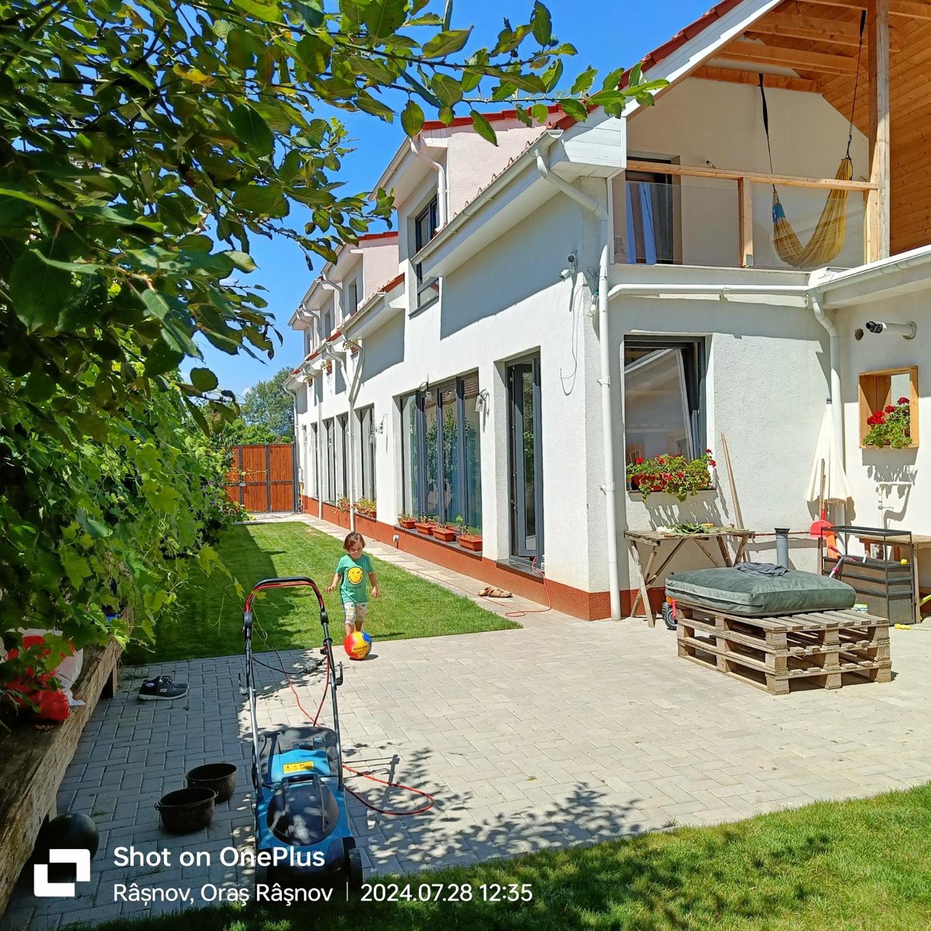 IMPERFECT house view 4