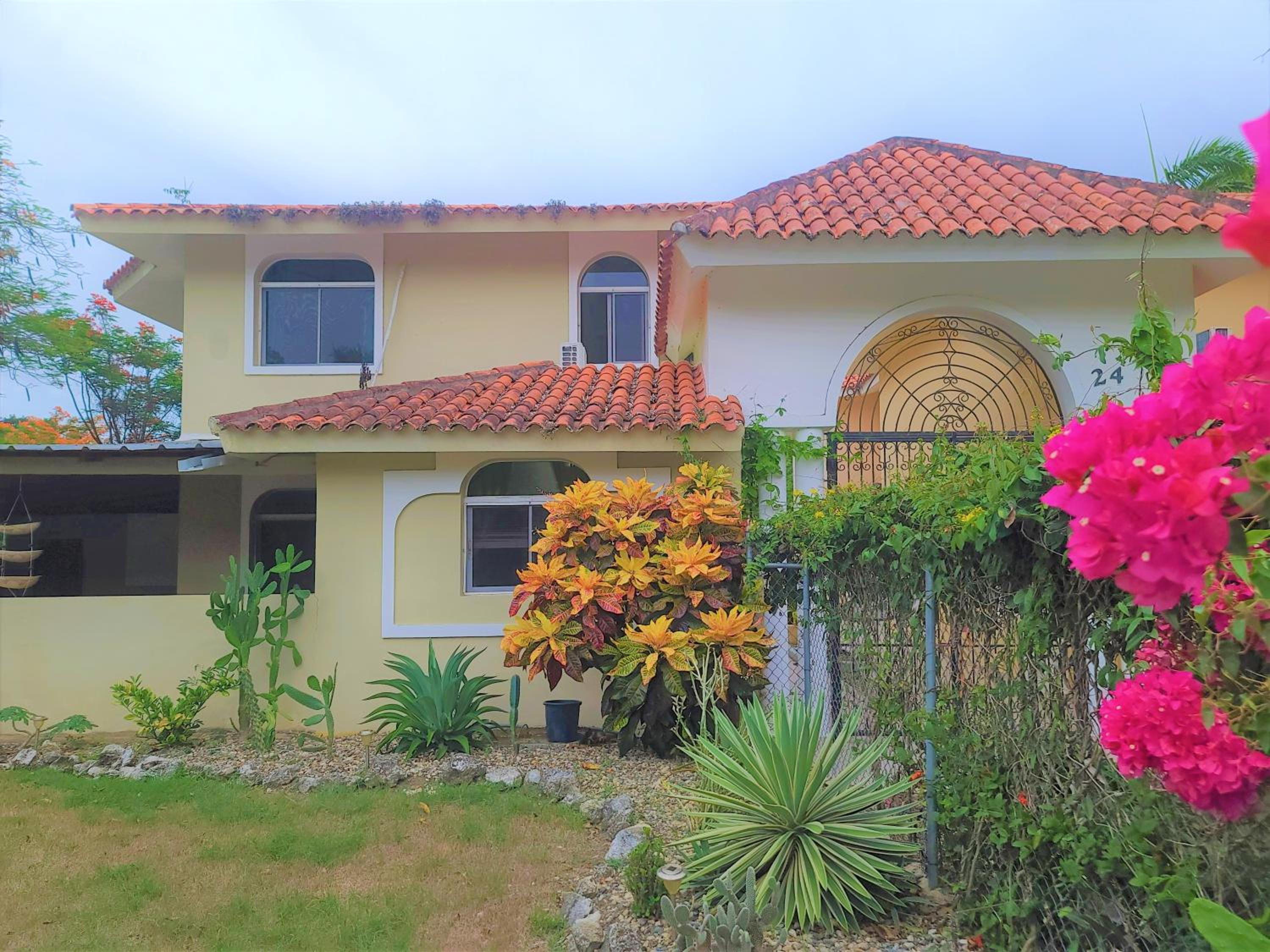 Linkzup Playa Laguna Villa