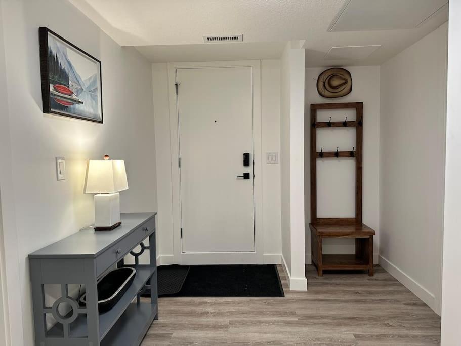 T202 BRAND NEW! The Mountain's Call- Mountain View Stay