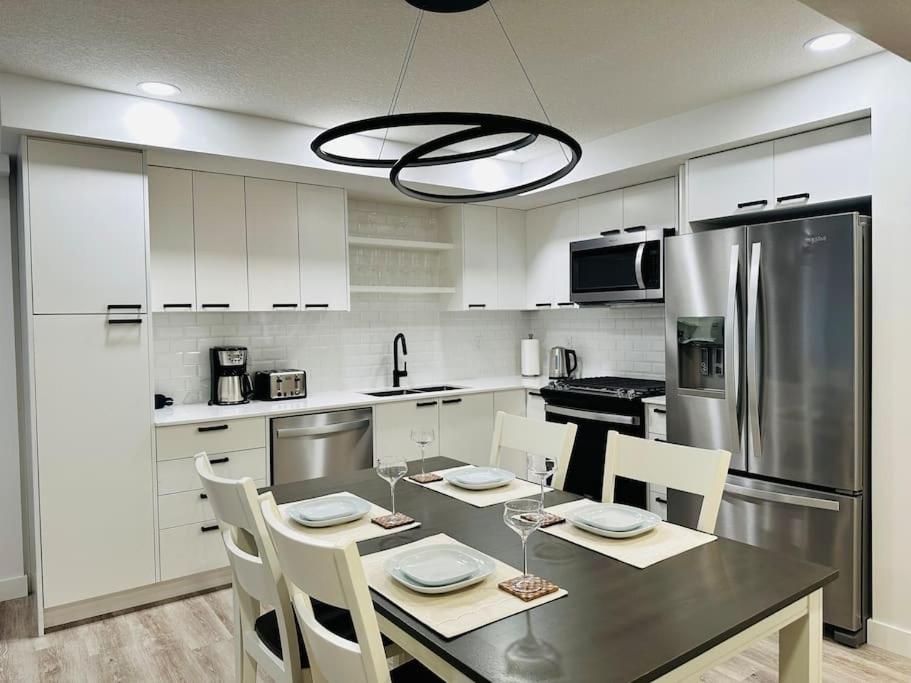 T202 BRAND NEW! The Mountain's Call- Mountain View Stay