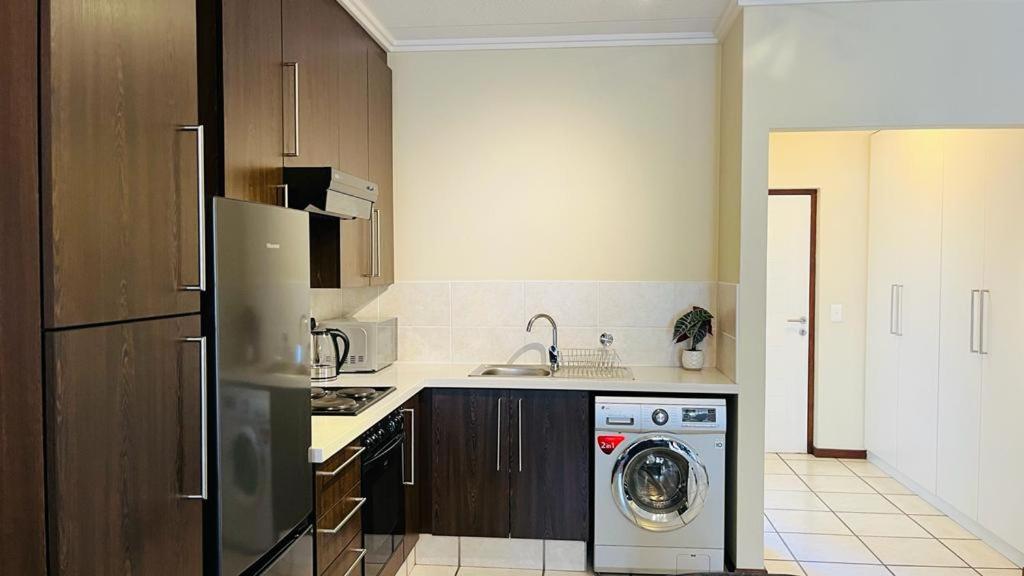 Elegant studio apartment view 5