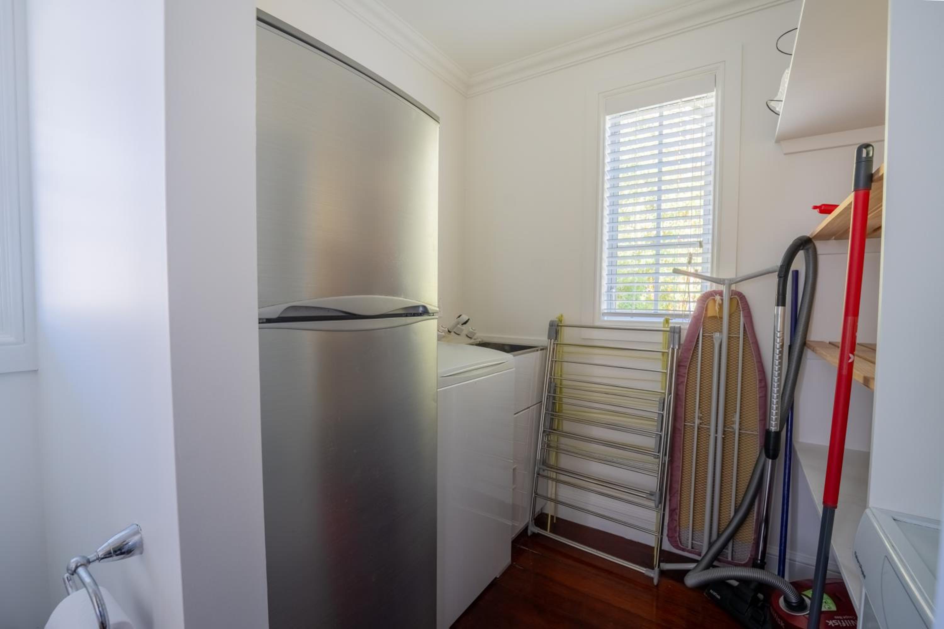 Mototui Cottage 2 or 3 Bedroom - Russell Cottages
