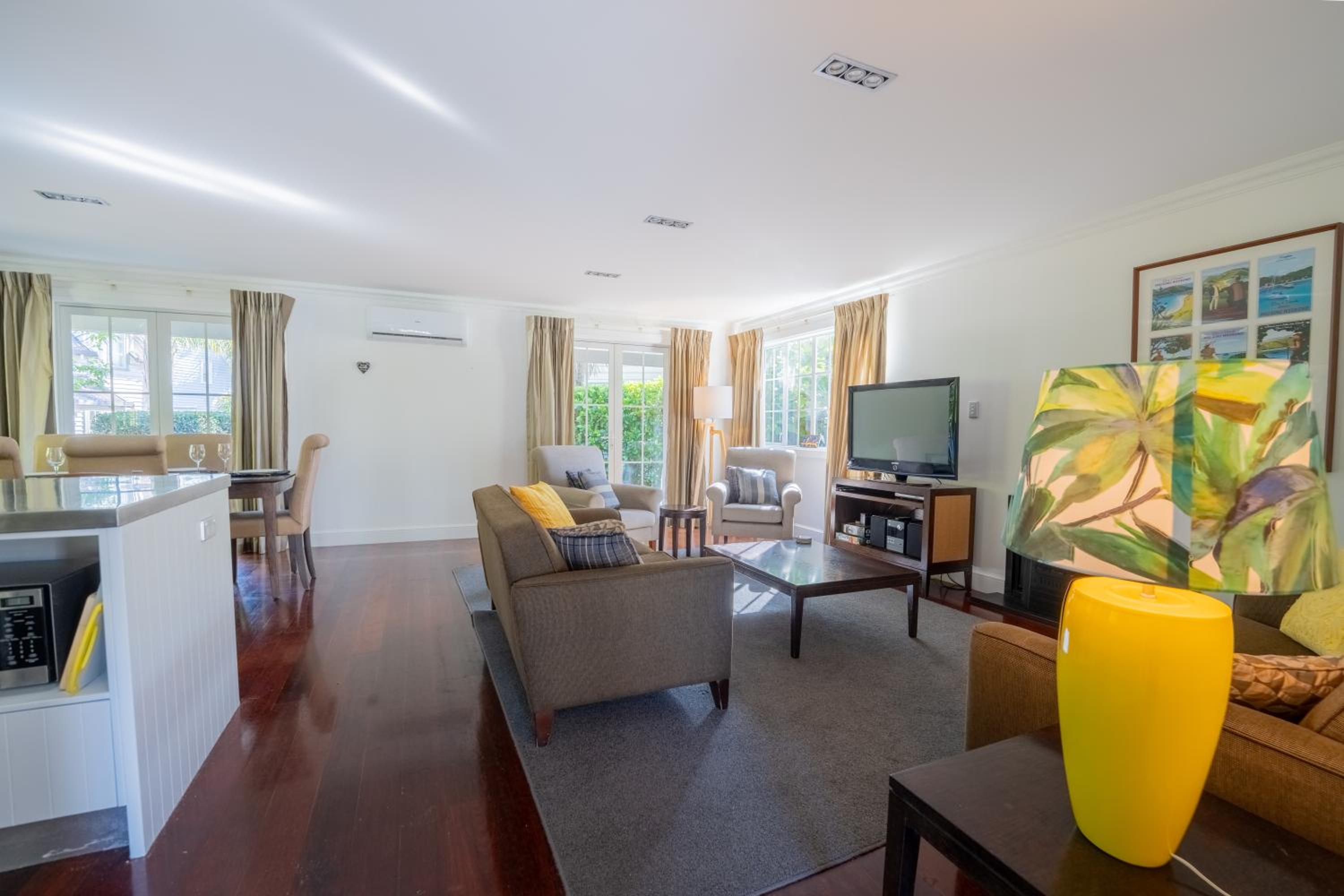 Mototui Cottage 2 or 3 Bedroom - Russell Cottages