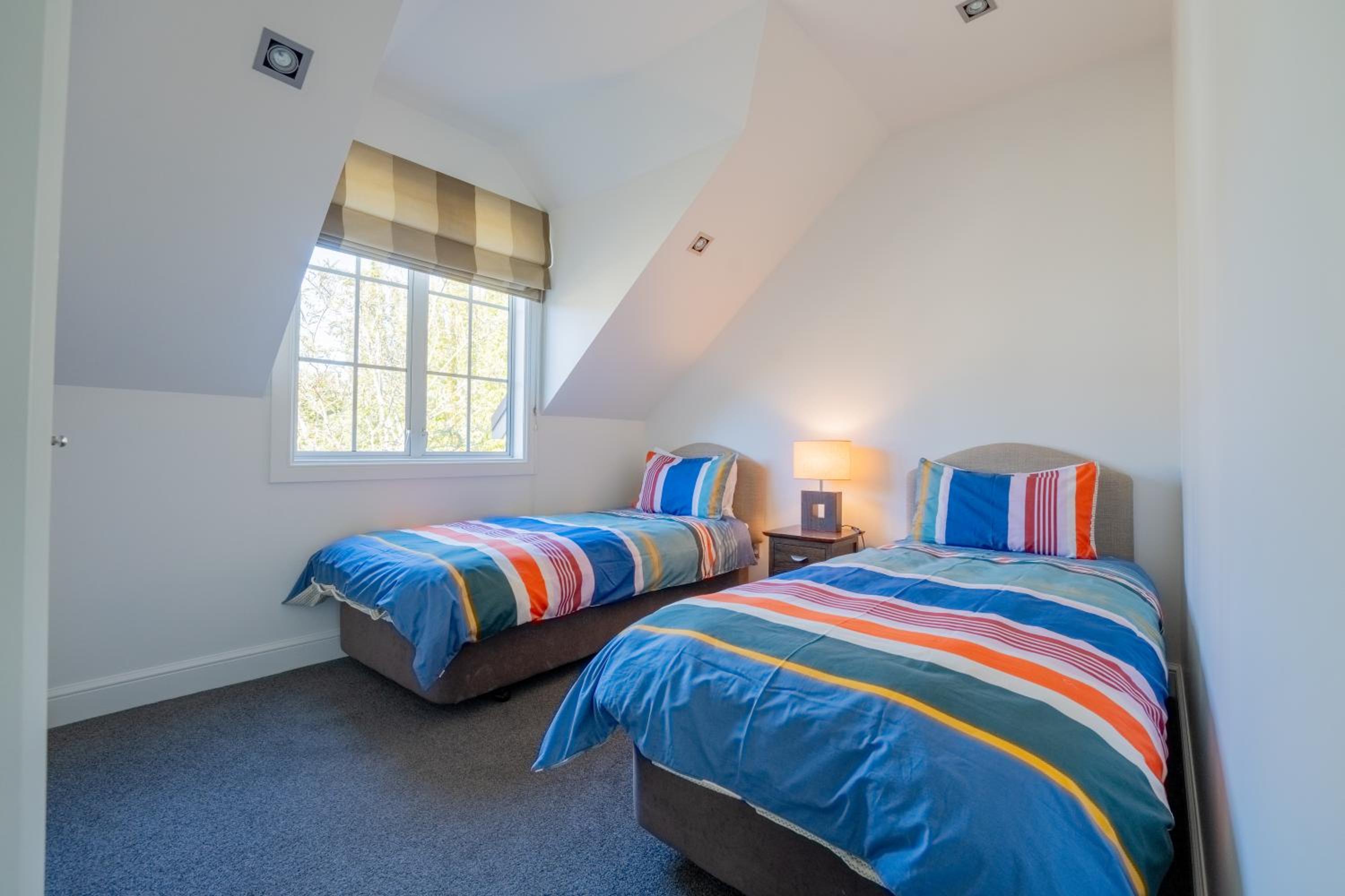 Mototui Cottage 2 or 3 Bedroom - Russell Cottages