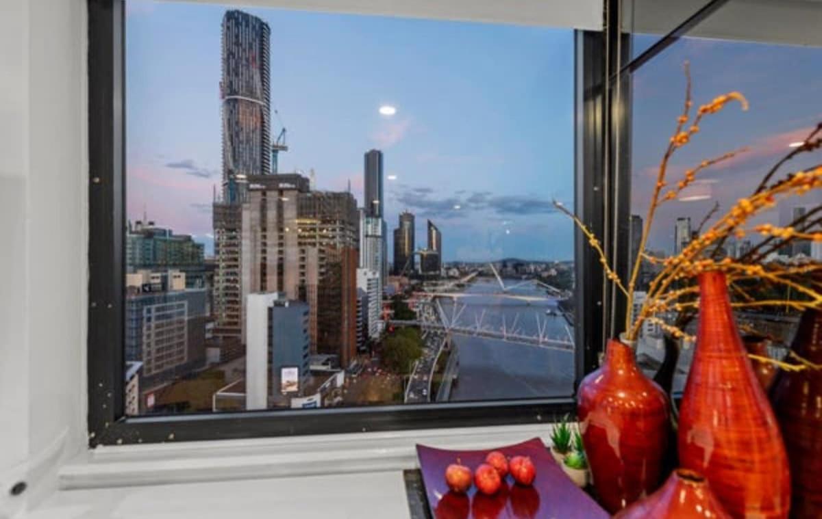 CBD High Rise River CityWalk FreeParking Wi-Fi