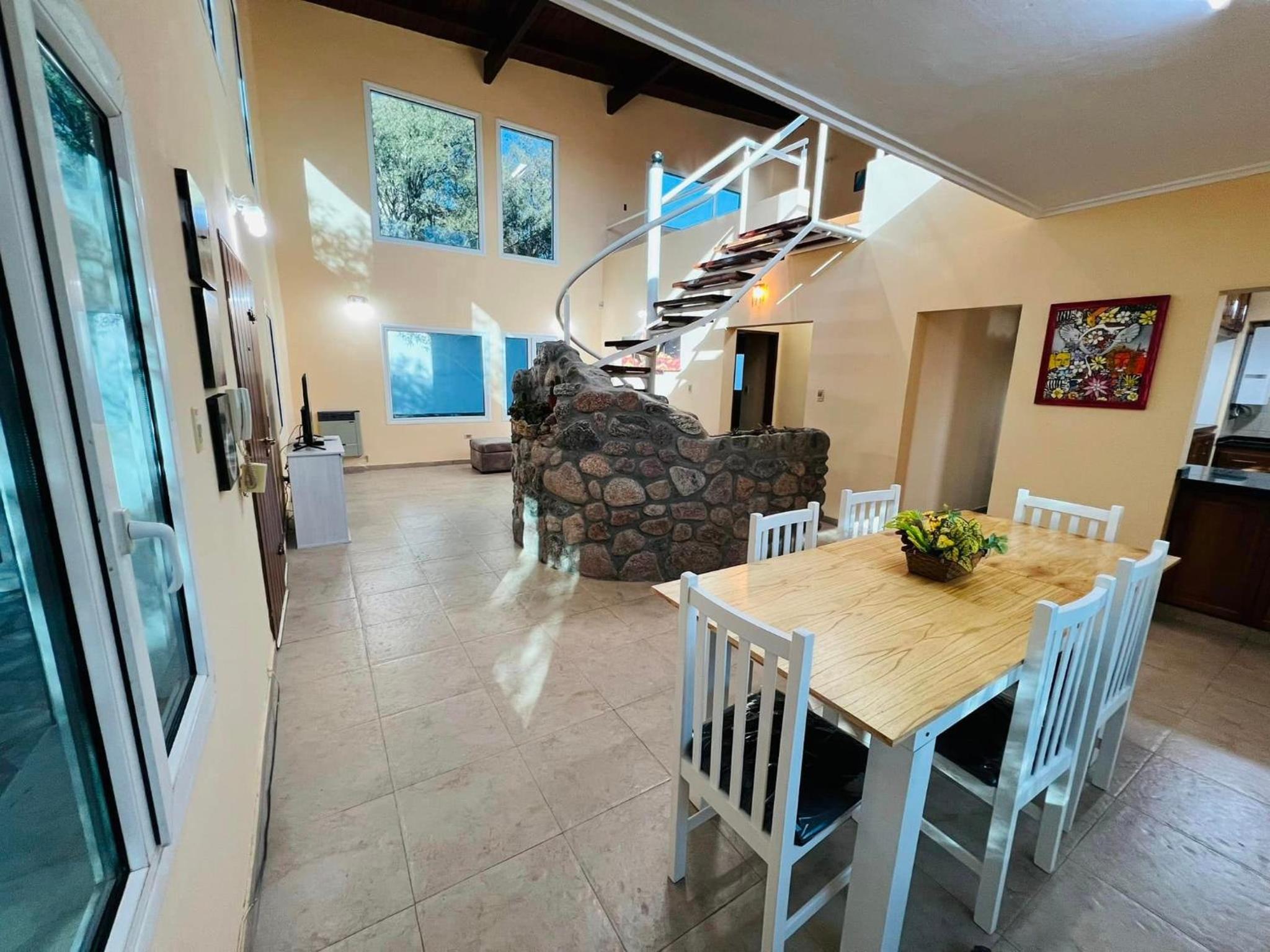 Exclusiva Propiedad con vista al Cerro Uritorco, Barrio Residencial, Capilla Del Monte
