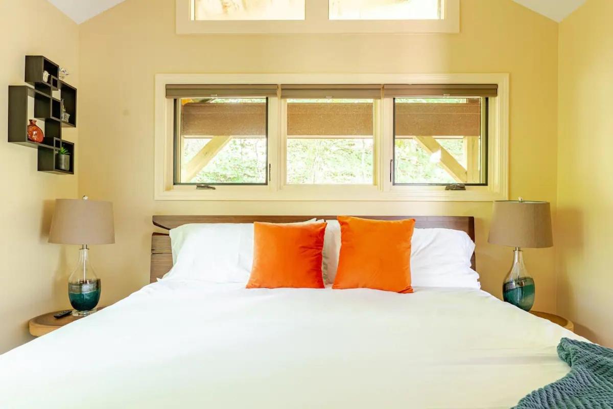 The Aerie Luxury Near Asheville view 3