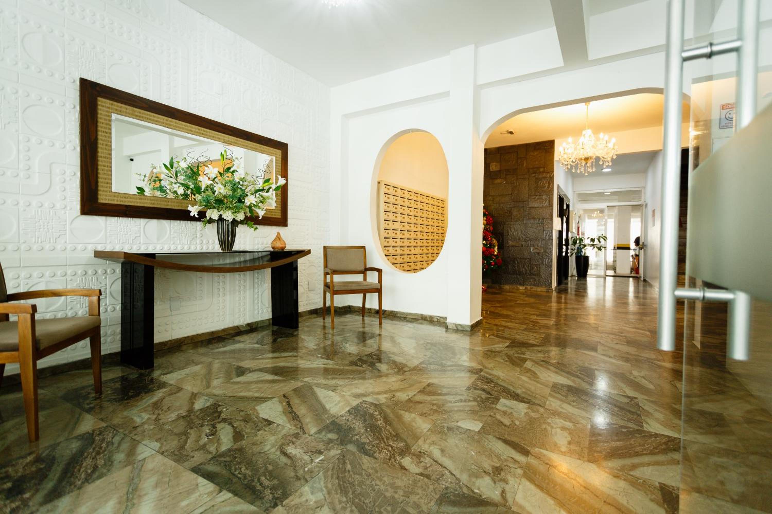 Apto de Designer com vista para a Beiramar PY4648