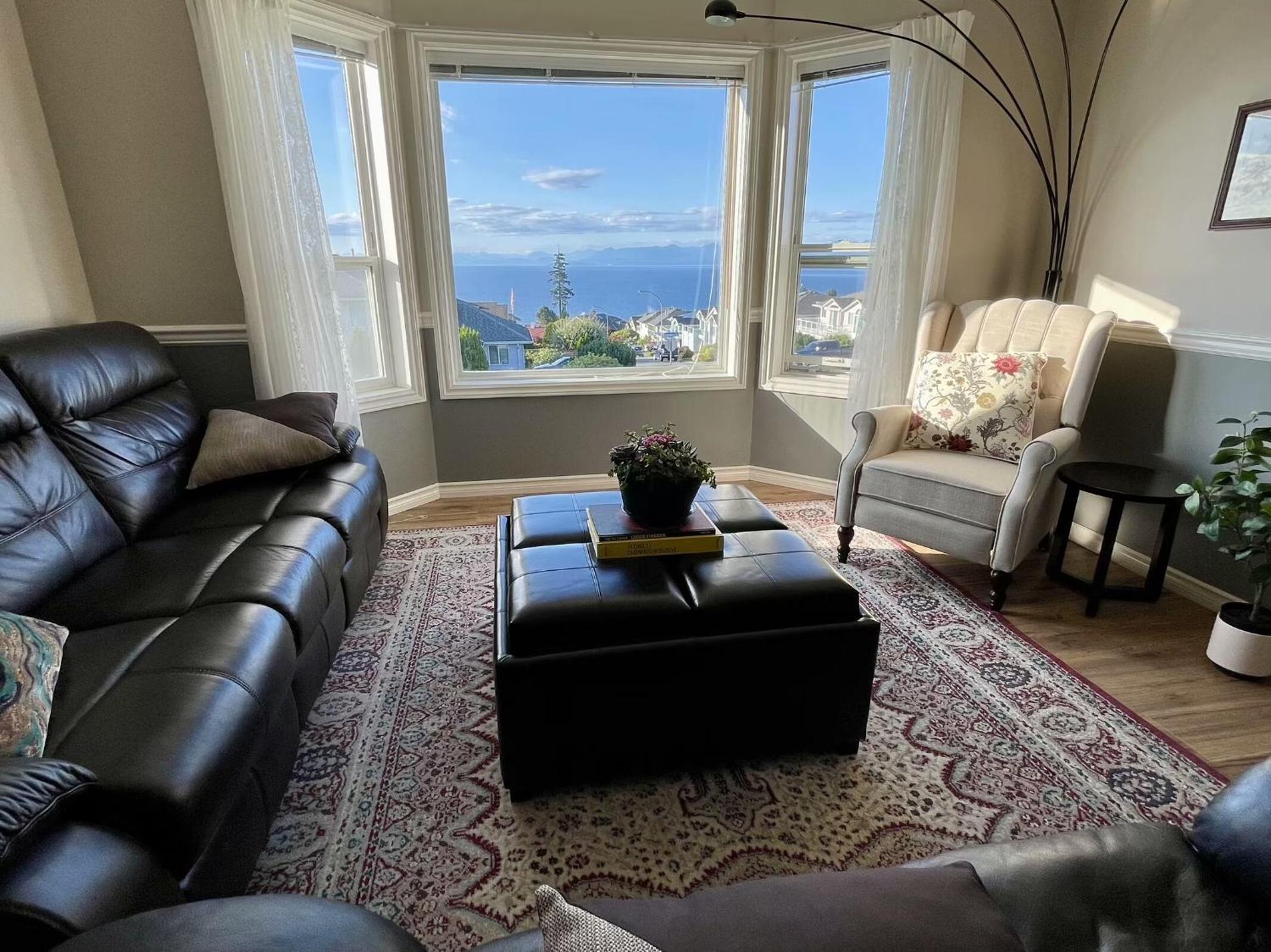 Ocean View Home Nanaimo