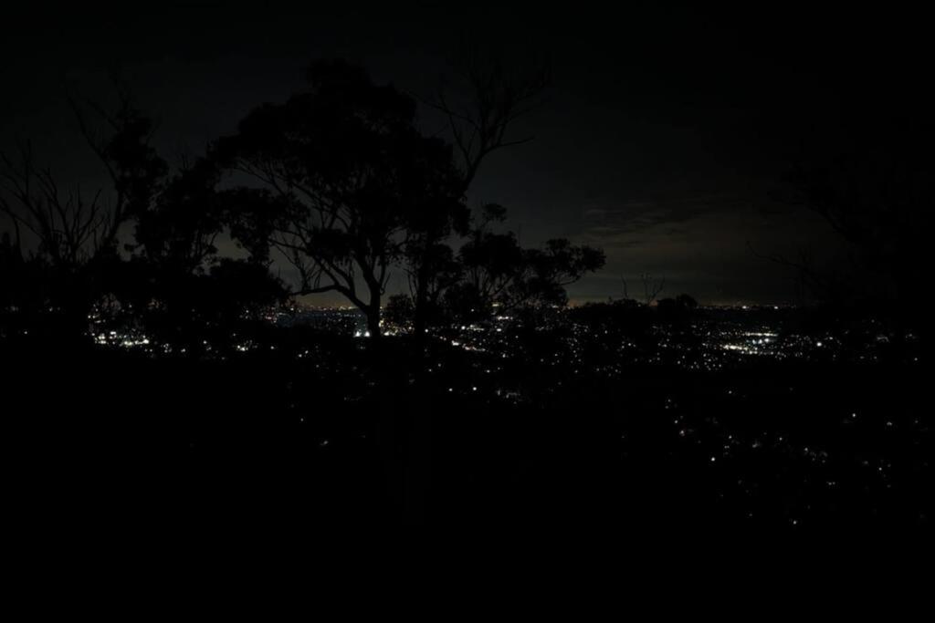 Romantic Retreat in the Dandenong Mountains