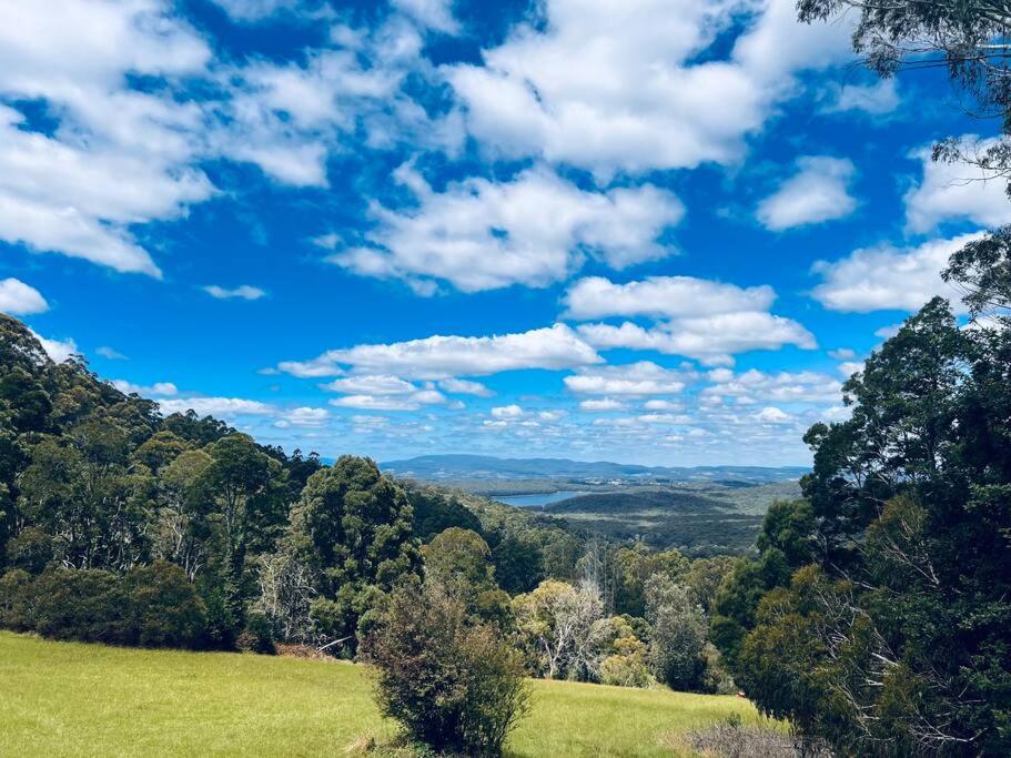 Romantic Retreat in the Dandenong Mountains