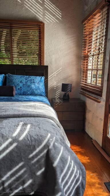Romantic Retreat in the Dandenong Mountains