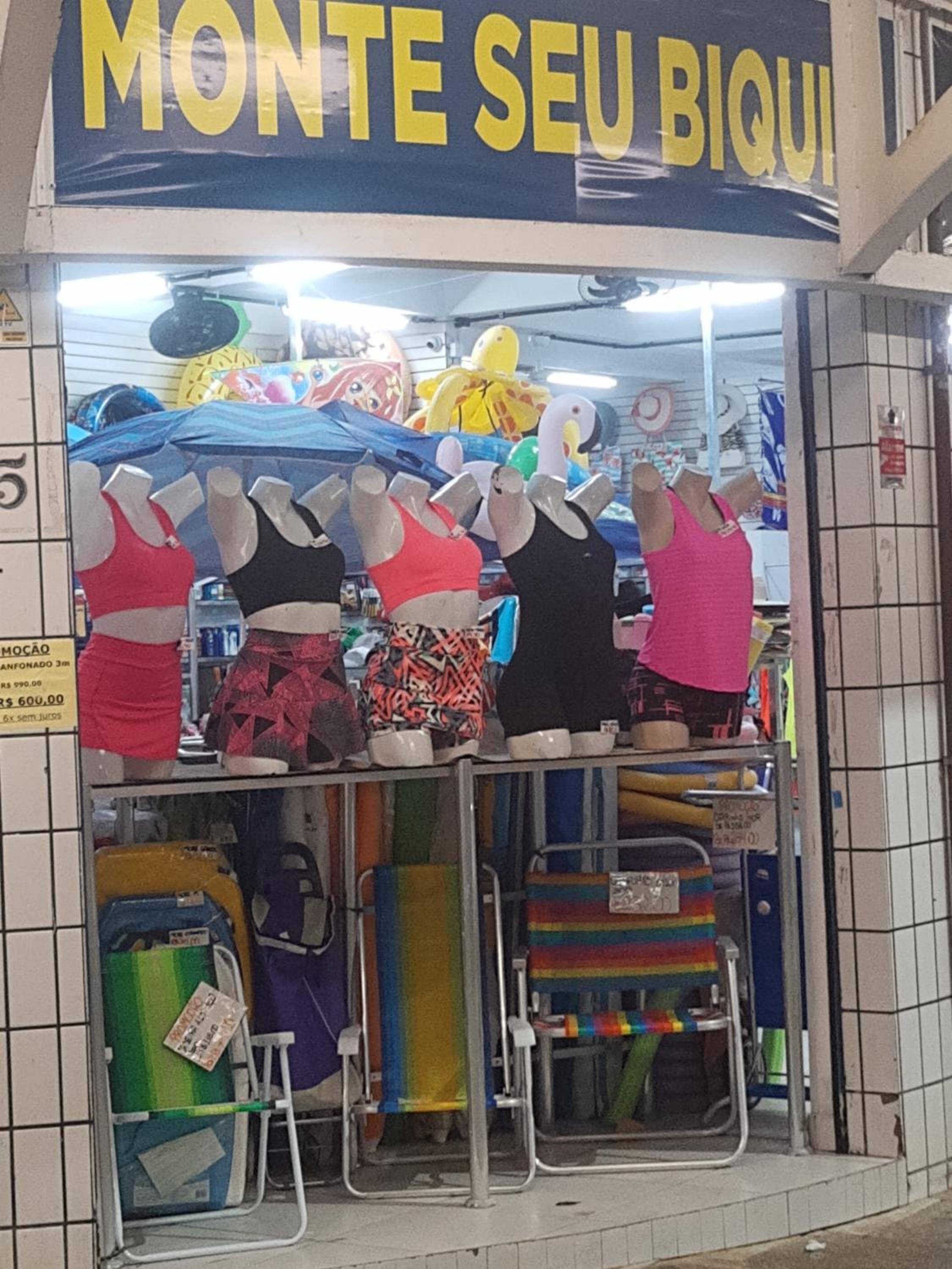 Prédio Frente Para o Mar Pé na Areia Lado Mercado Extra