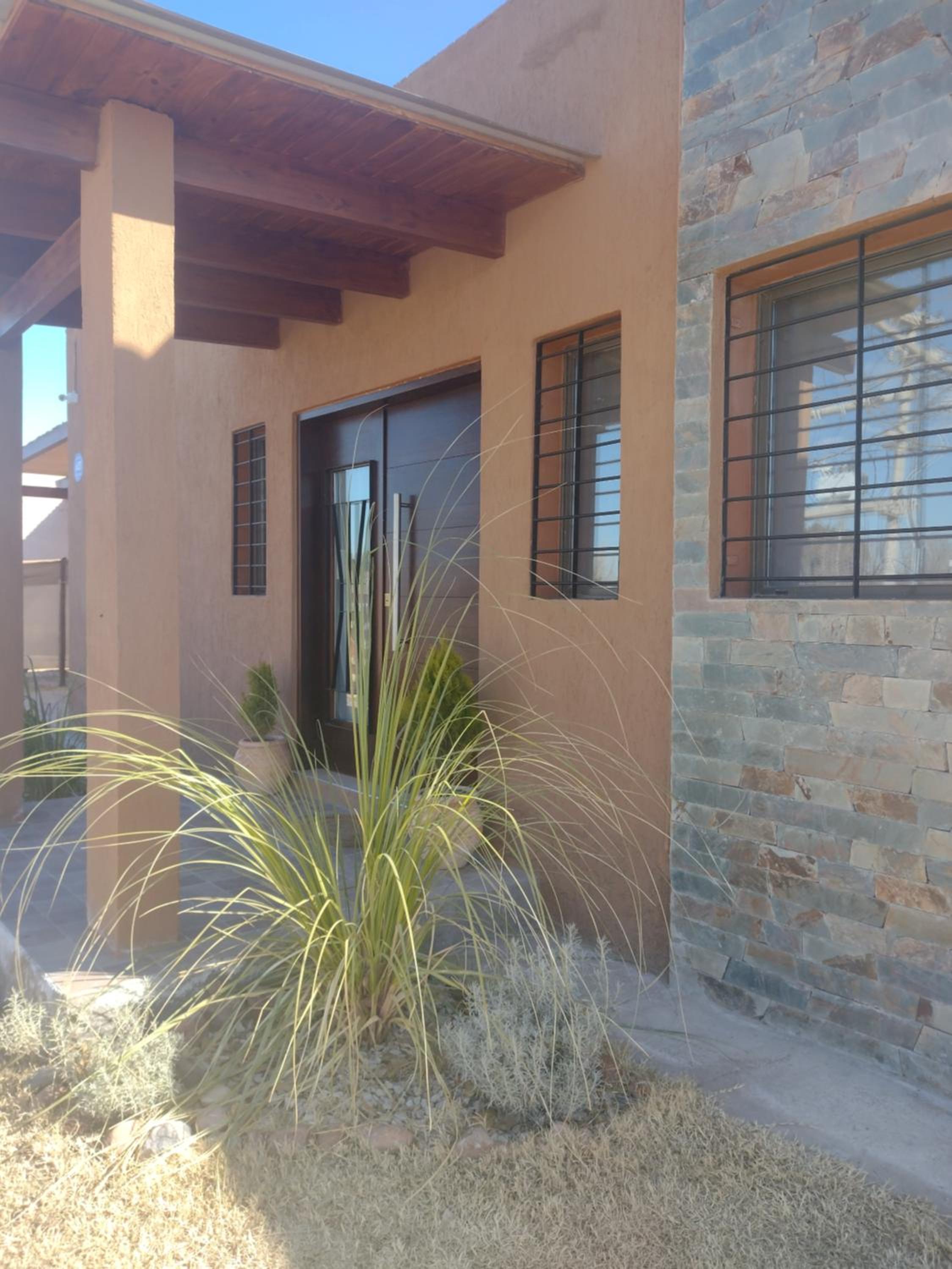 UCOGUESTHOUSE - Casa de Huéspedes
