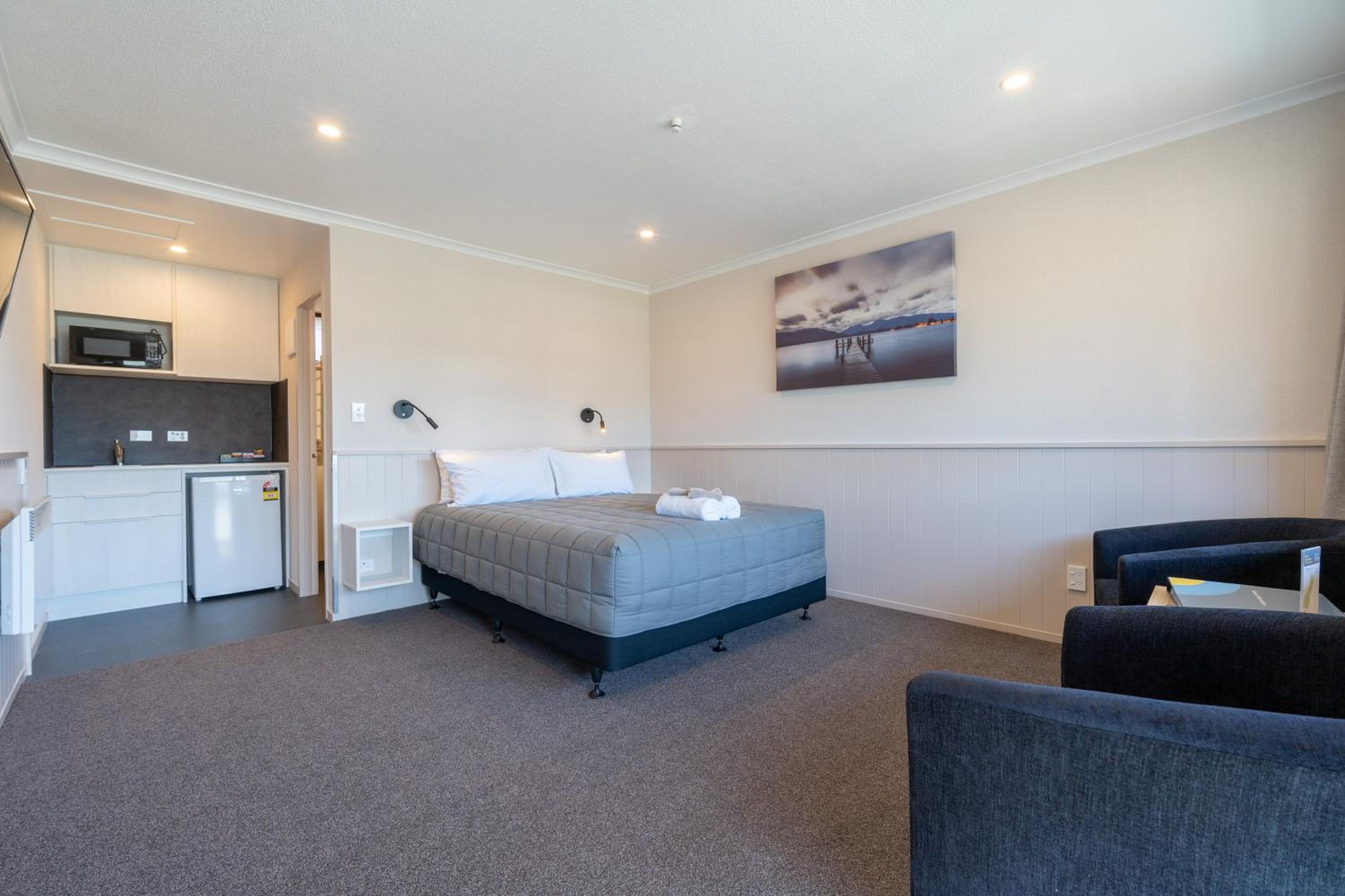 Te Anau Top 10 Holiday Park and Motels