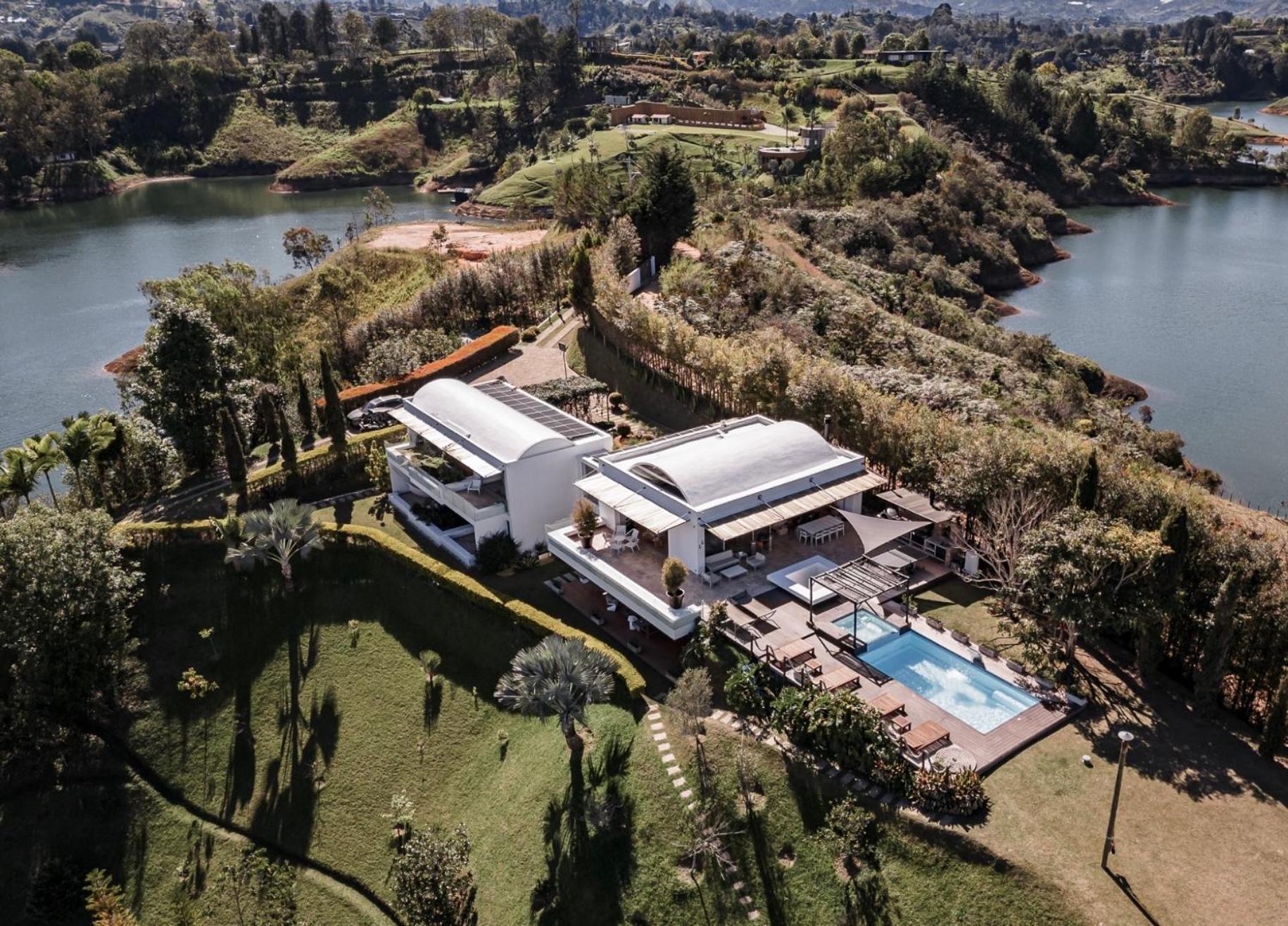 Lake Villa en el Peñol vista increíble