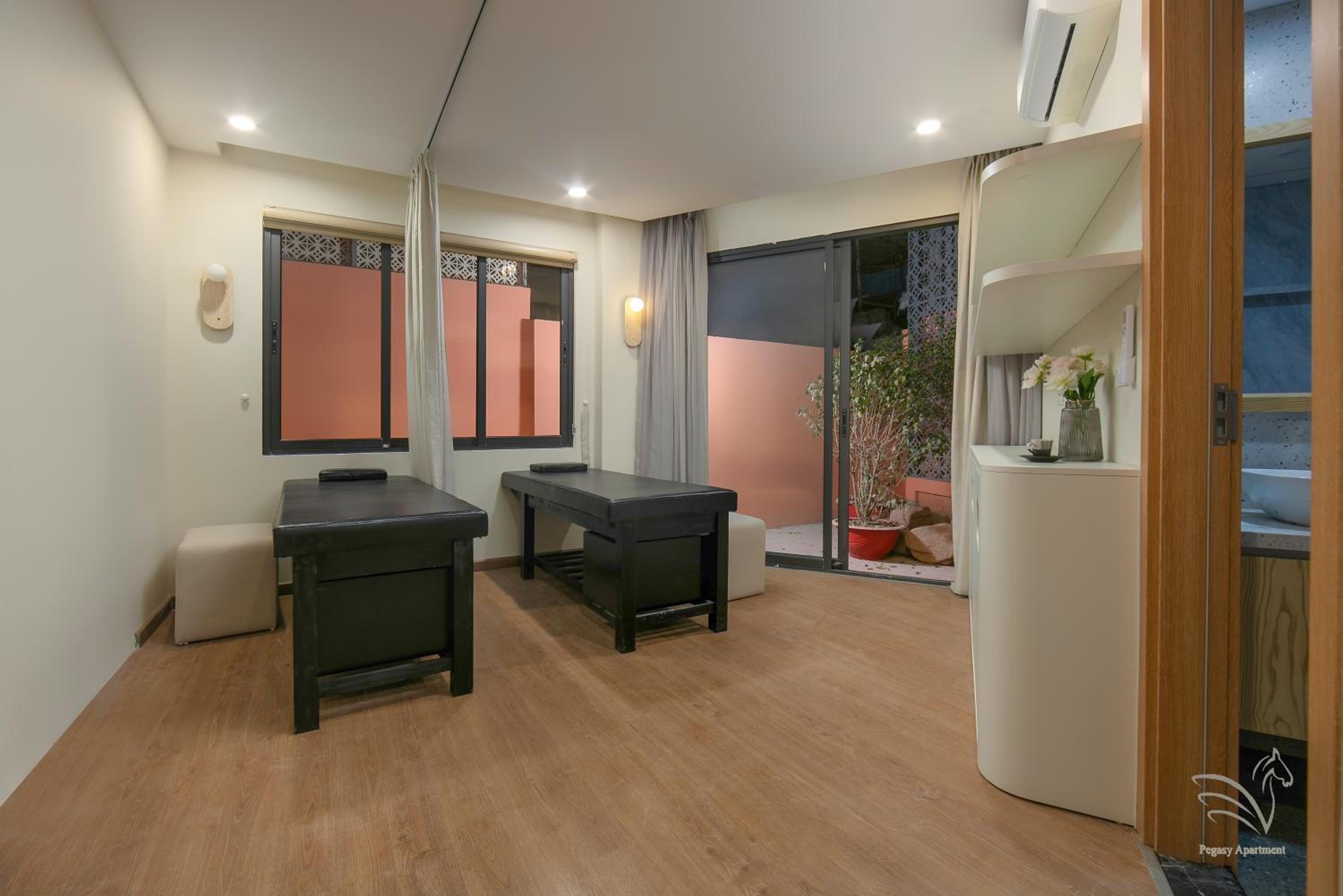 Pegasy Premium Suites & Residence Westlake