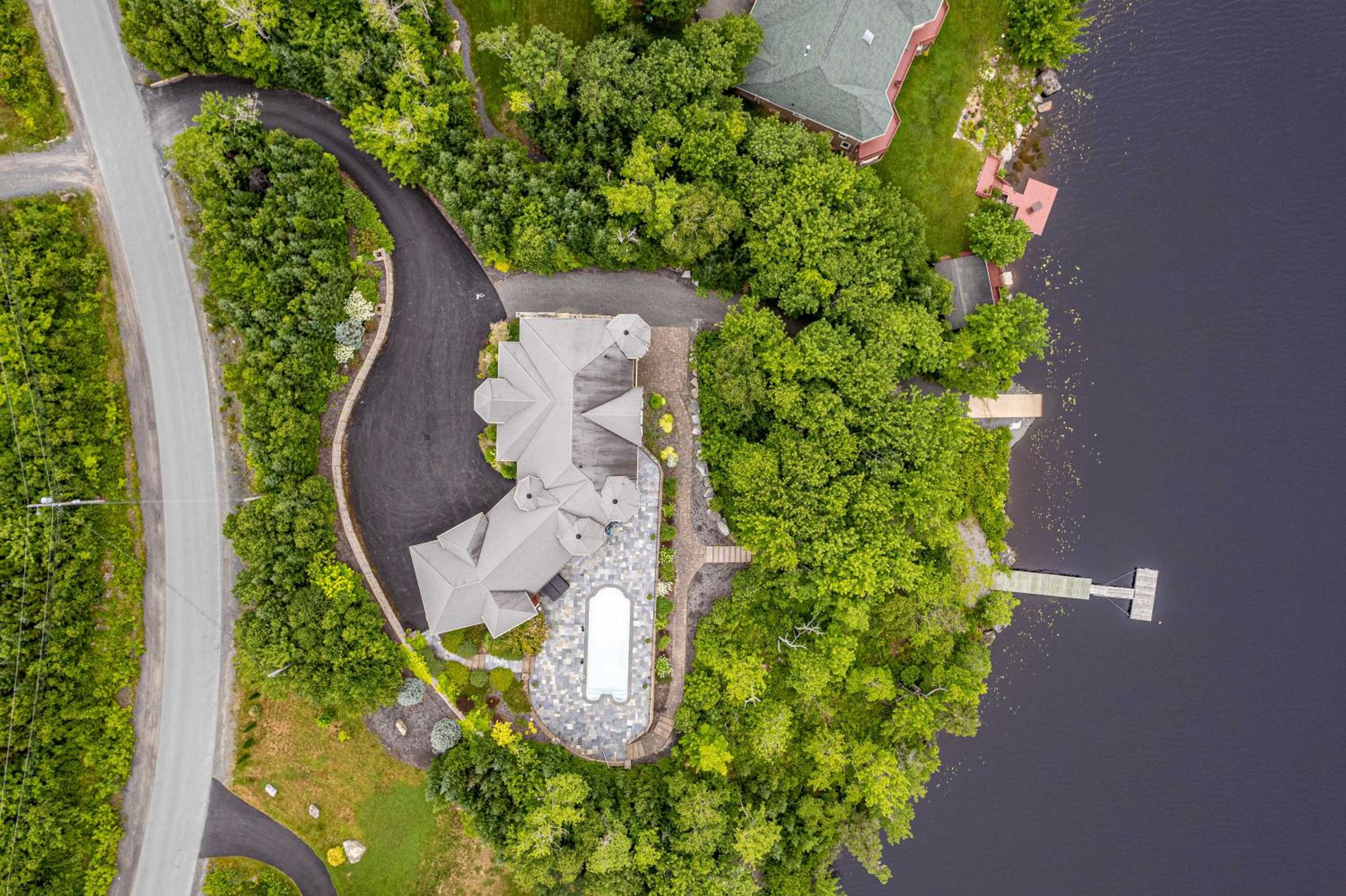 Tranquil Chateau on Moody Lake