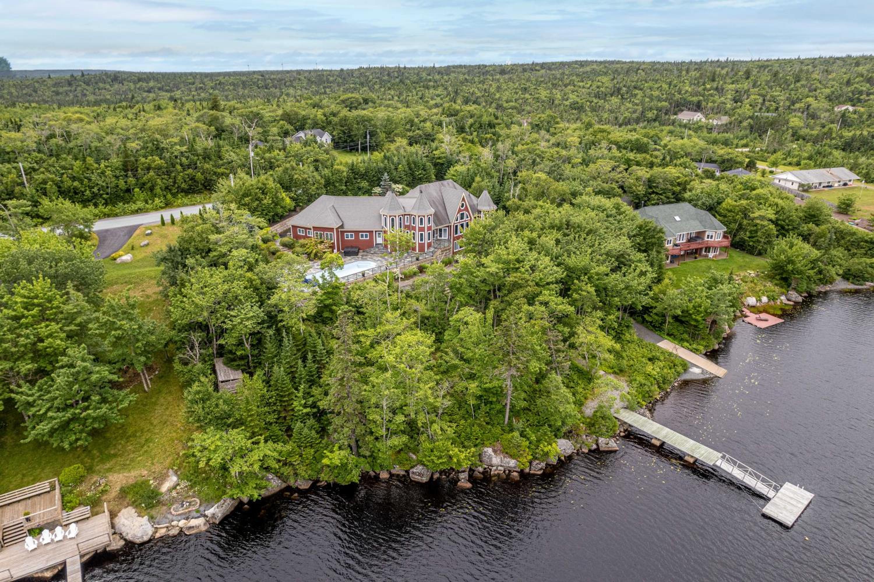 Tranquil Chateau on Moody Lake